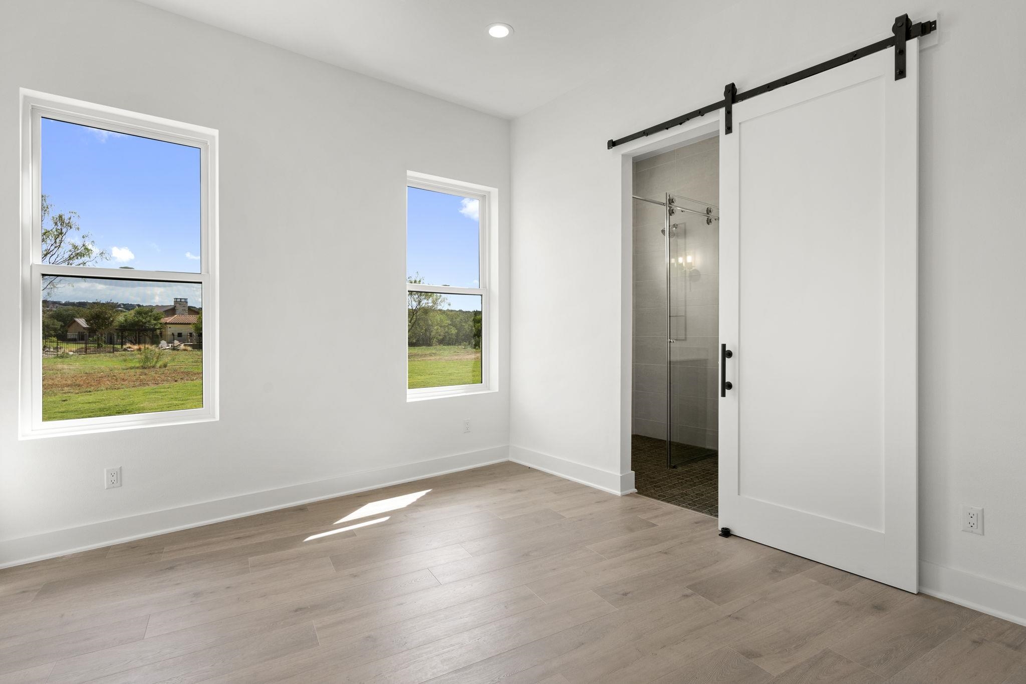 404 Paintbrush Property Photo 16