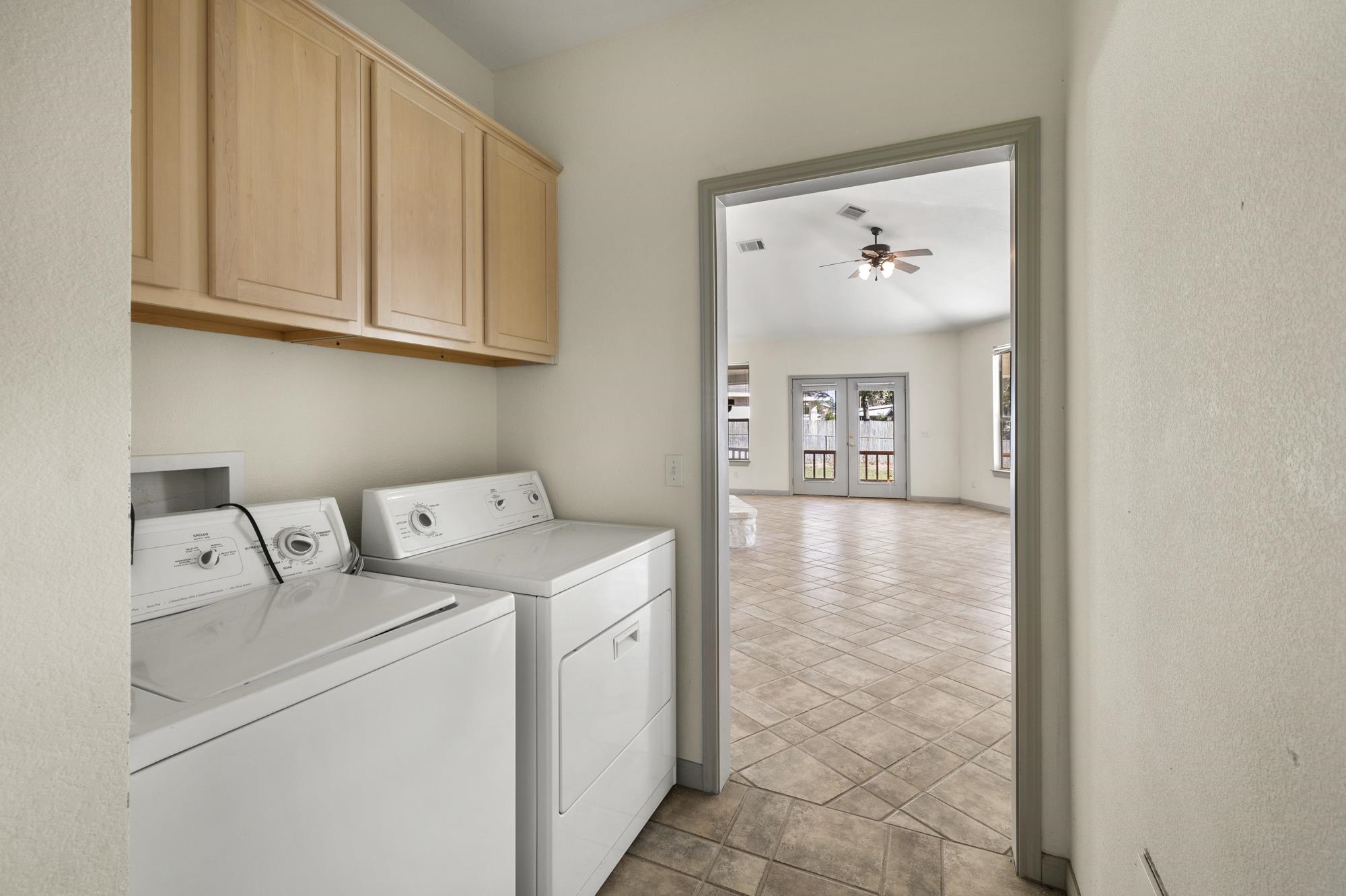 100 Agarita Drive Property Photo 18