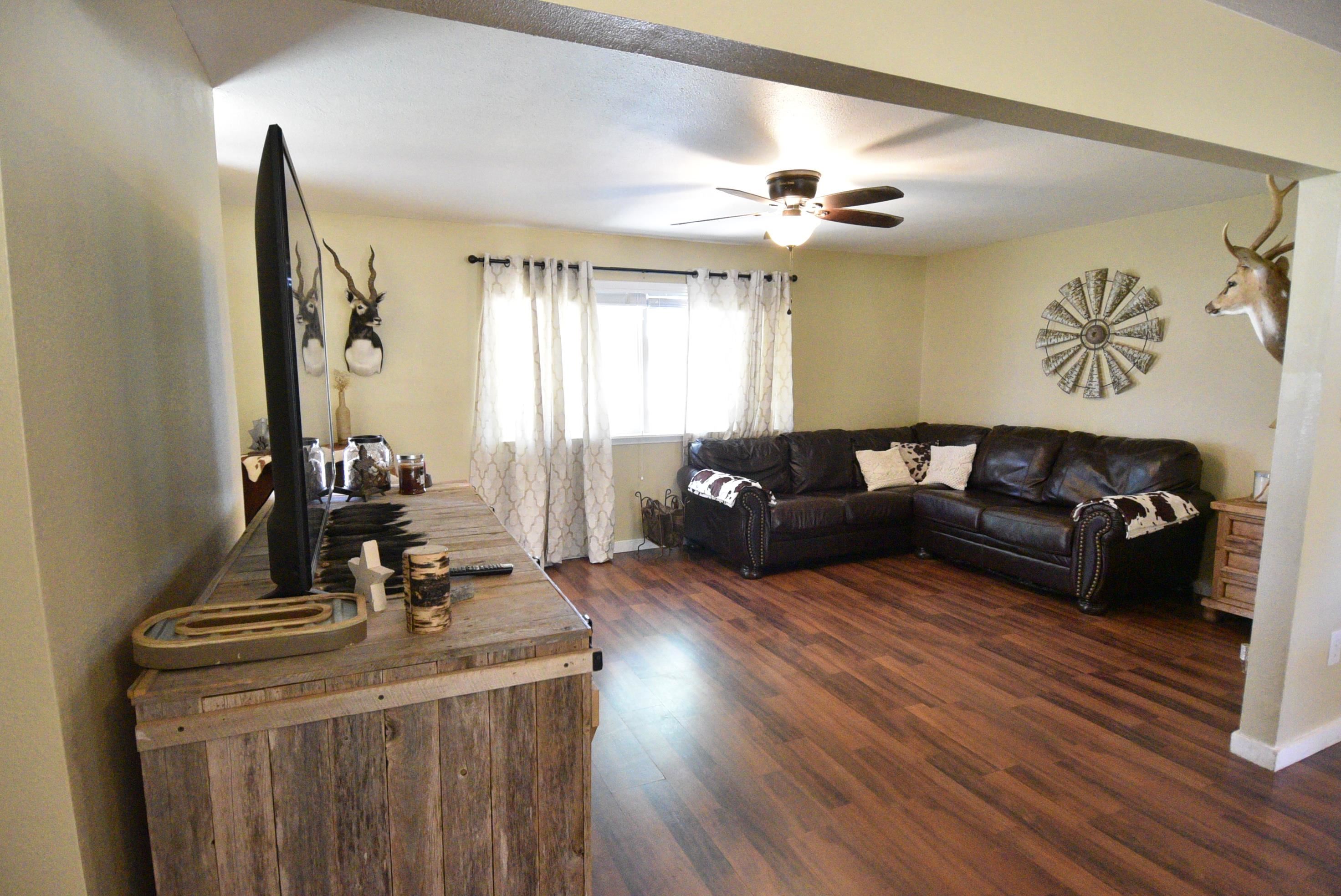 1803 Ford Street Property Photo 4