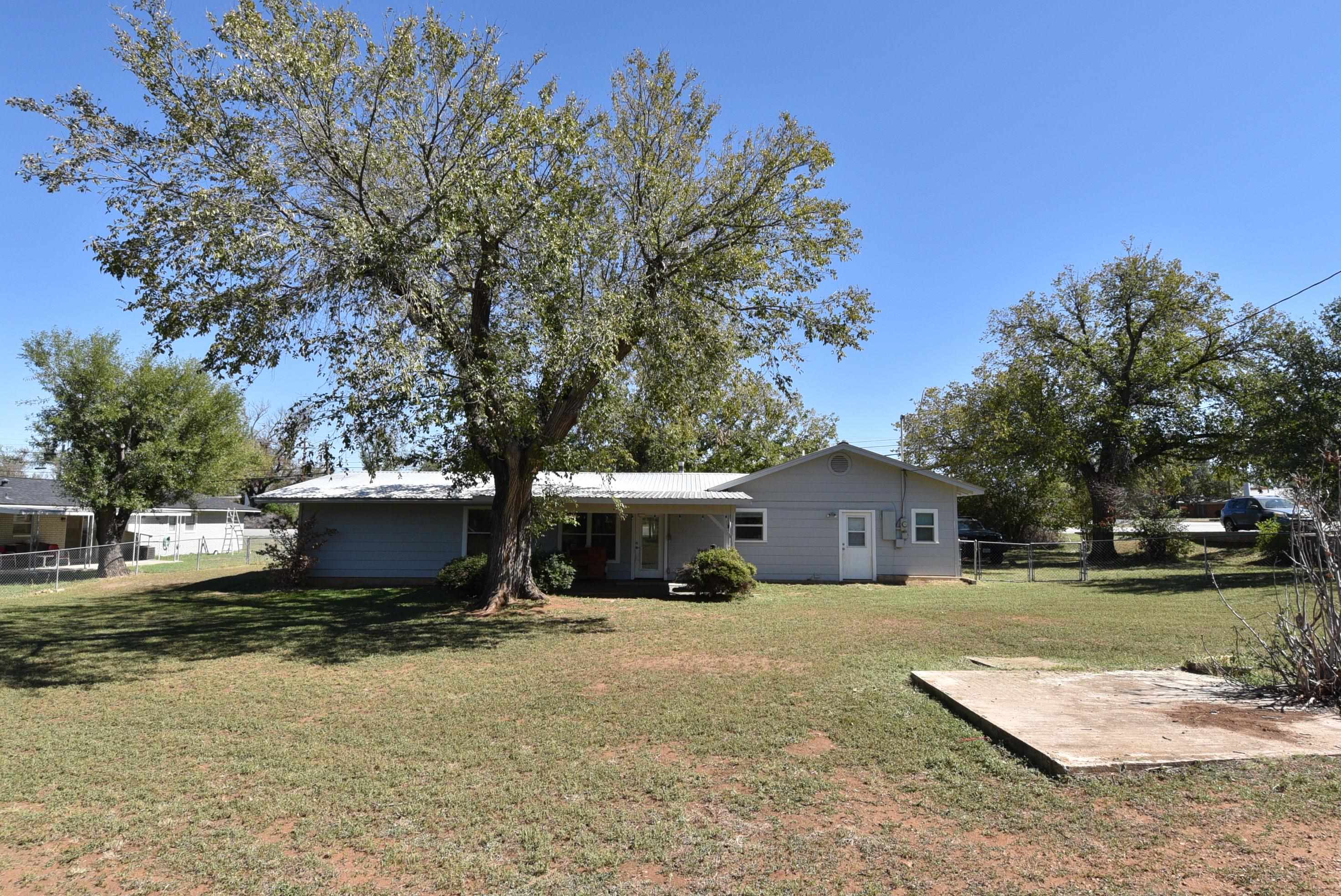 1803 Ford Street Property Photo 23