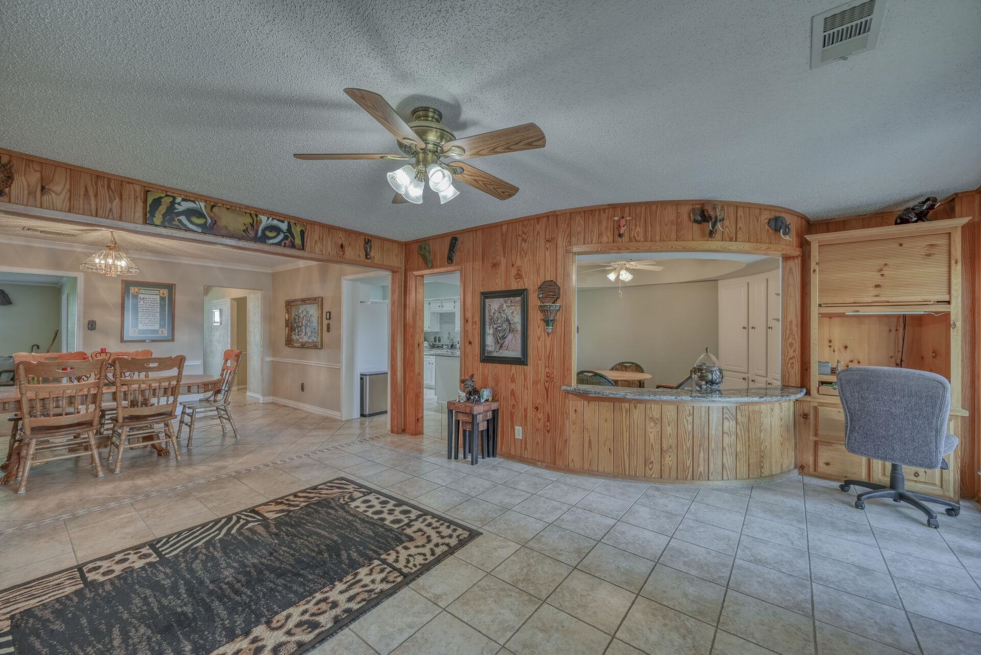 1922 Blubonnet Lane Property Photo 7