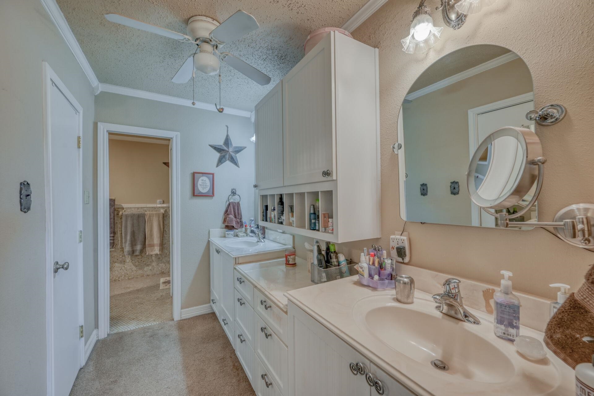 1922 Blubonnet Lane Property Photo 9