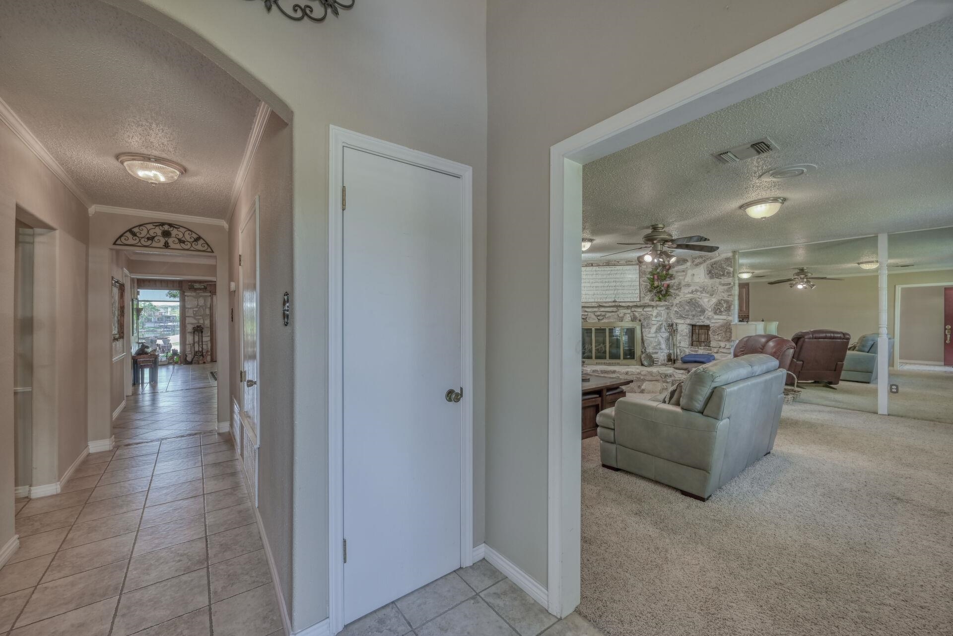 1922 Blubonnet Lane Property Photo 11