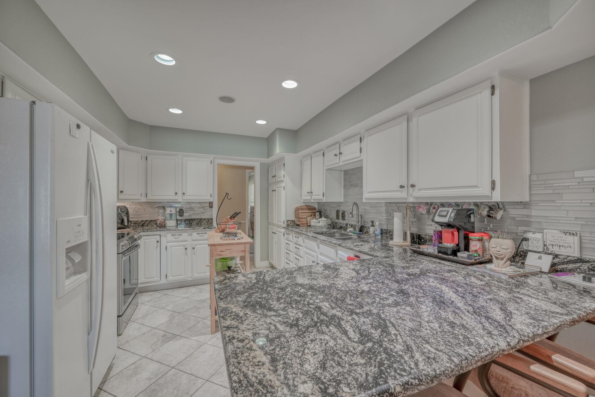 1922 Blubonnet Lane Property Photo 12