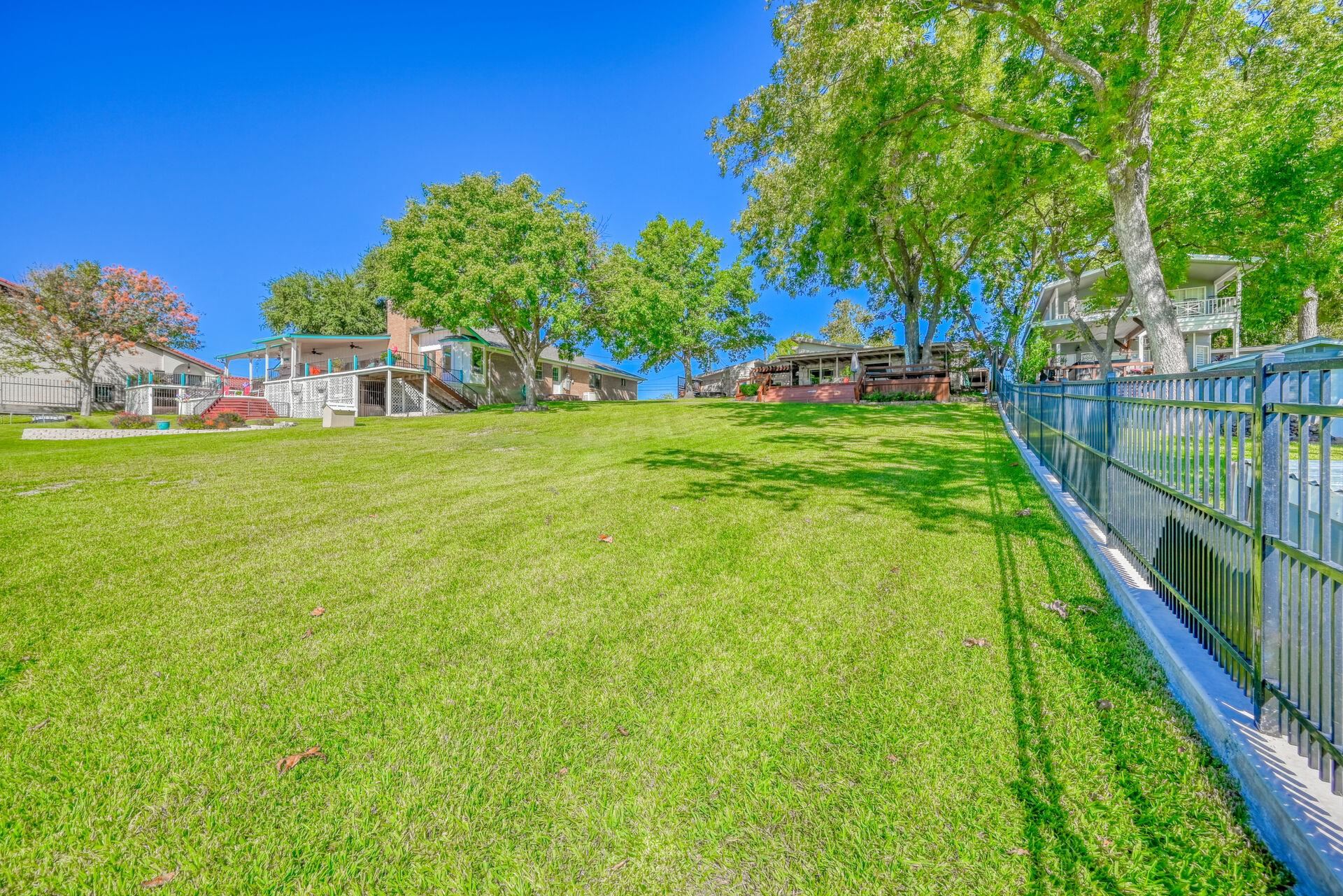 1922 Blubonnet Lane Property Photo 25
