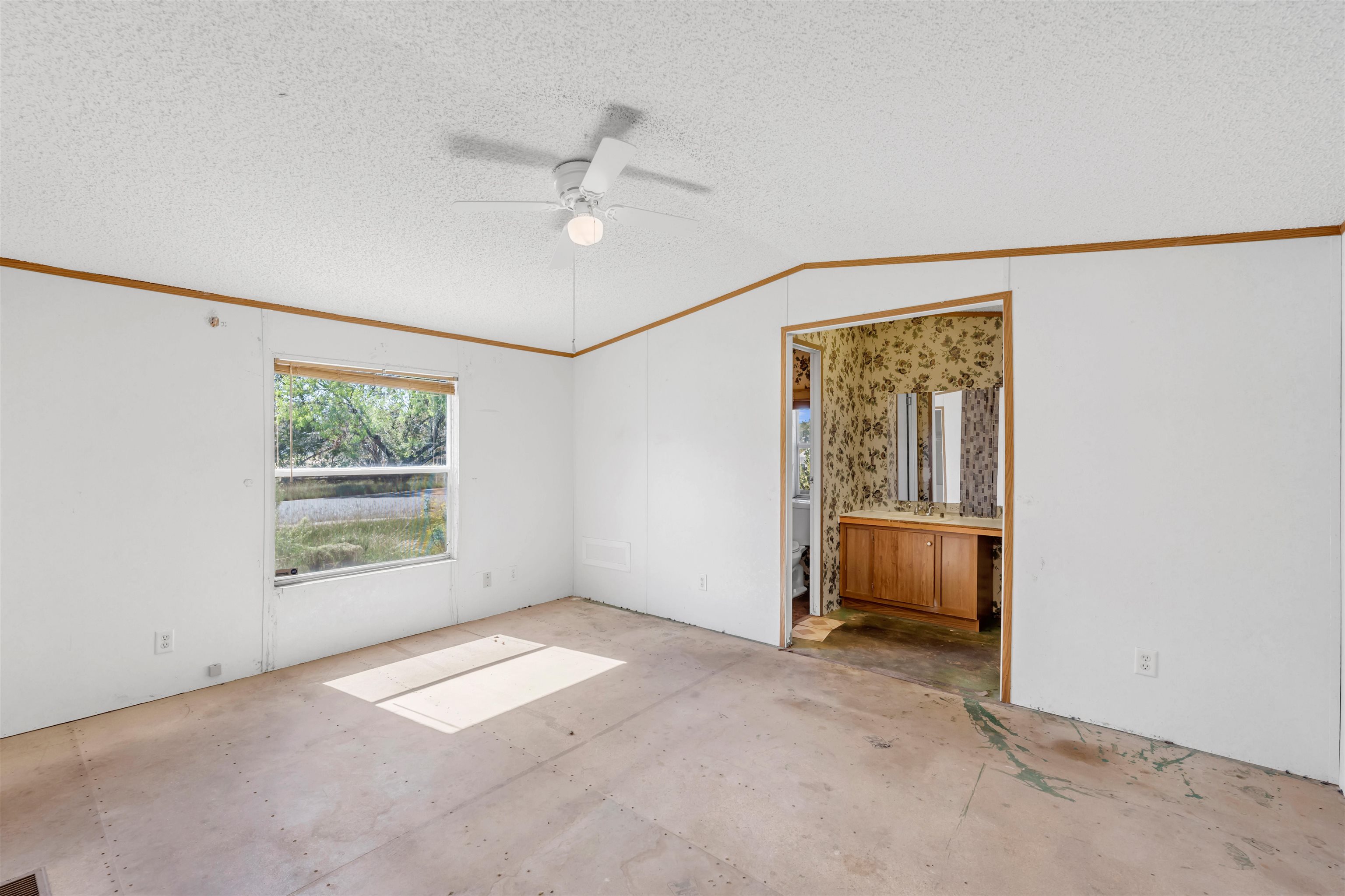 3100 Stag Property Photo 6