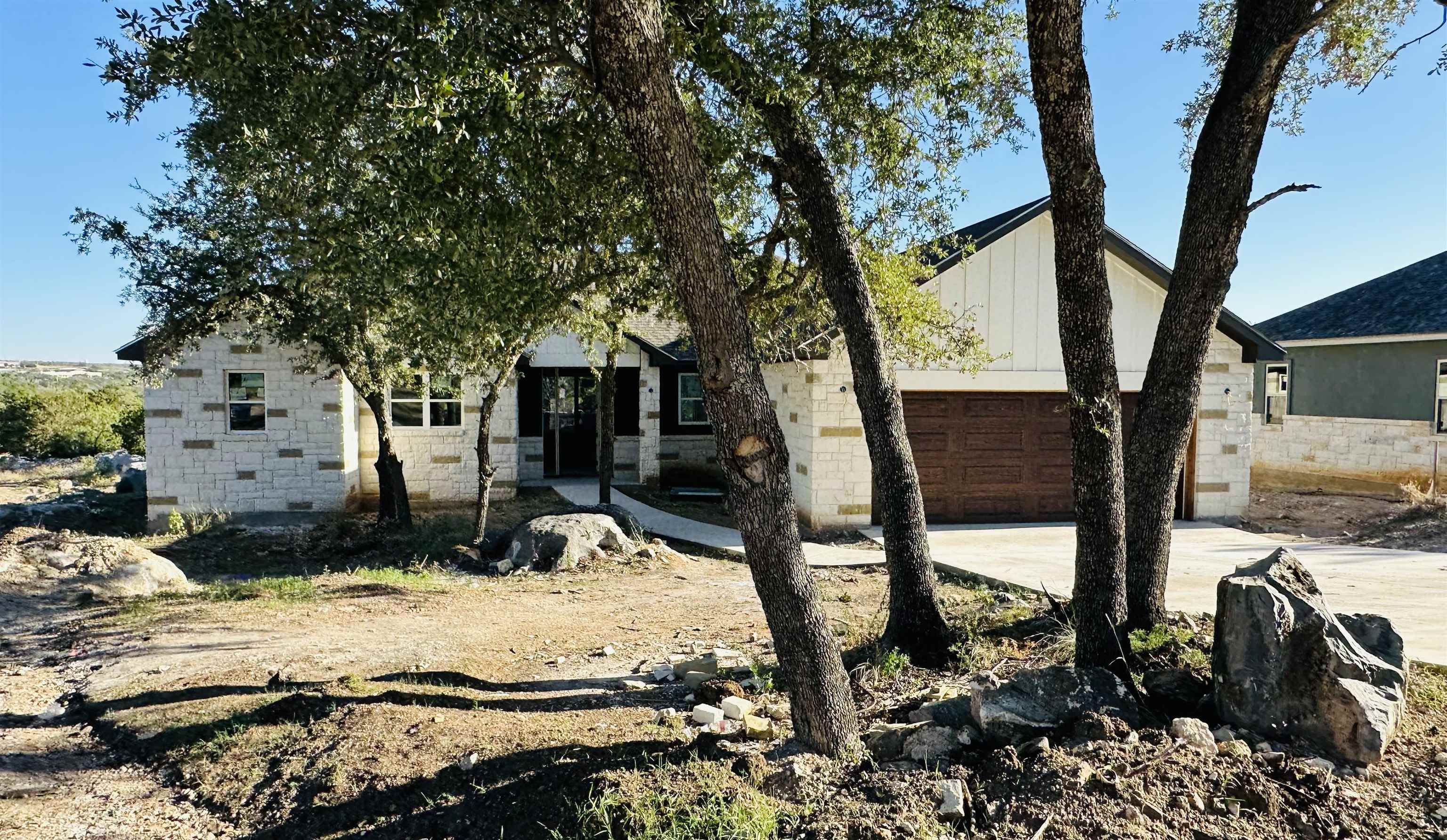 921 Meredith Court Court Property Photo 1