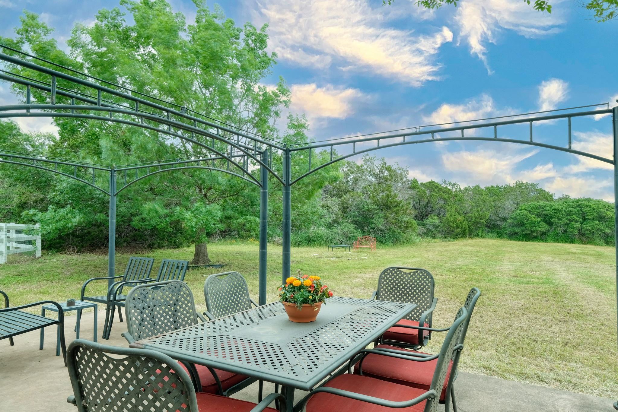 1107 Jennings Branch Rd Road Property Photo 6