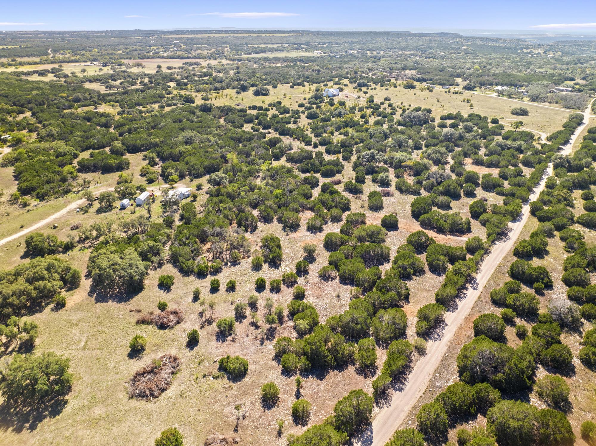 109 Redbird Trail Property Photo 4
