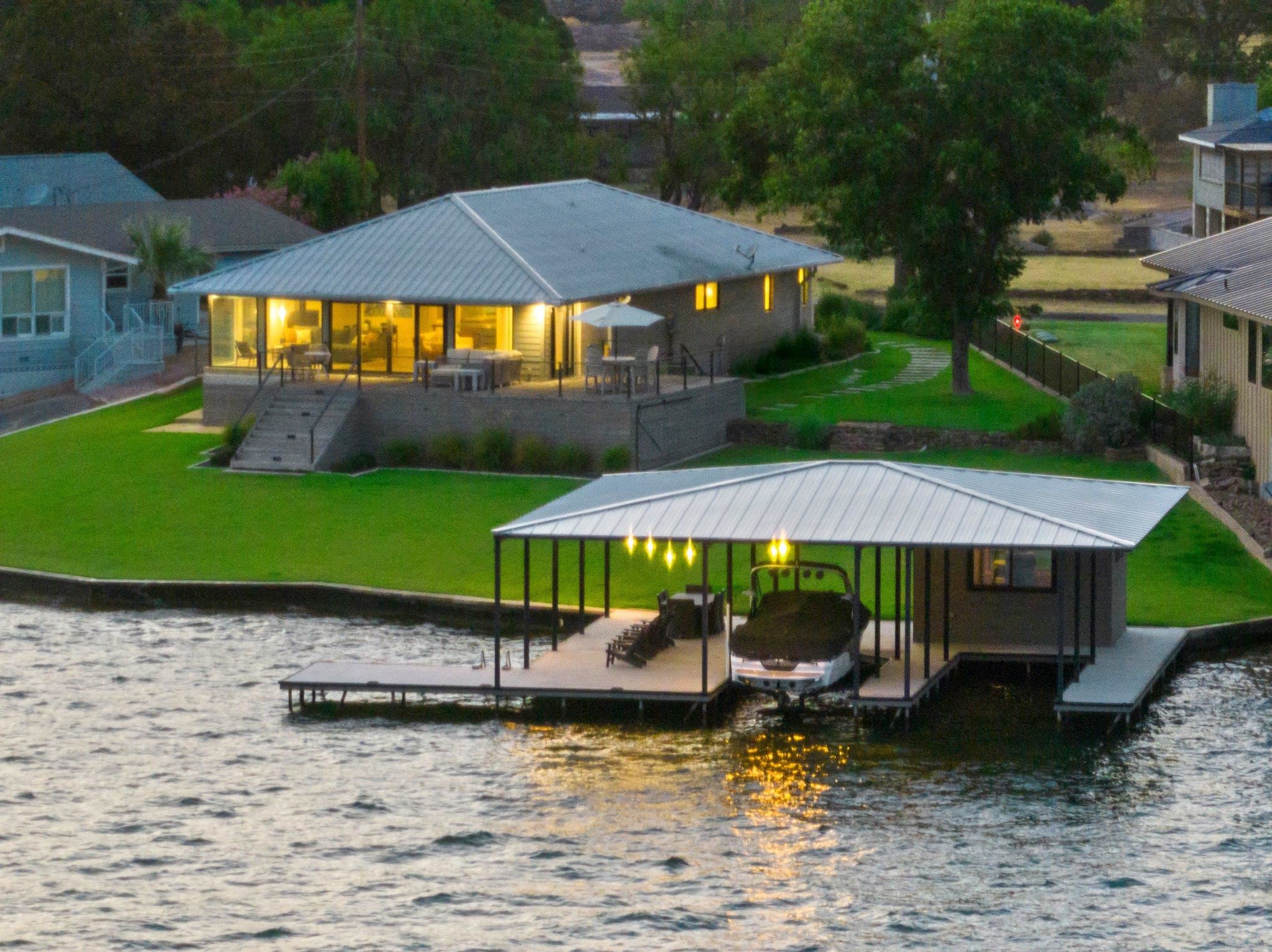 527 Contour Drive Property Photo 7