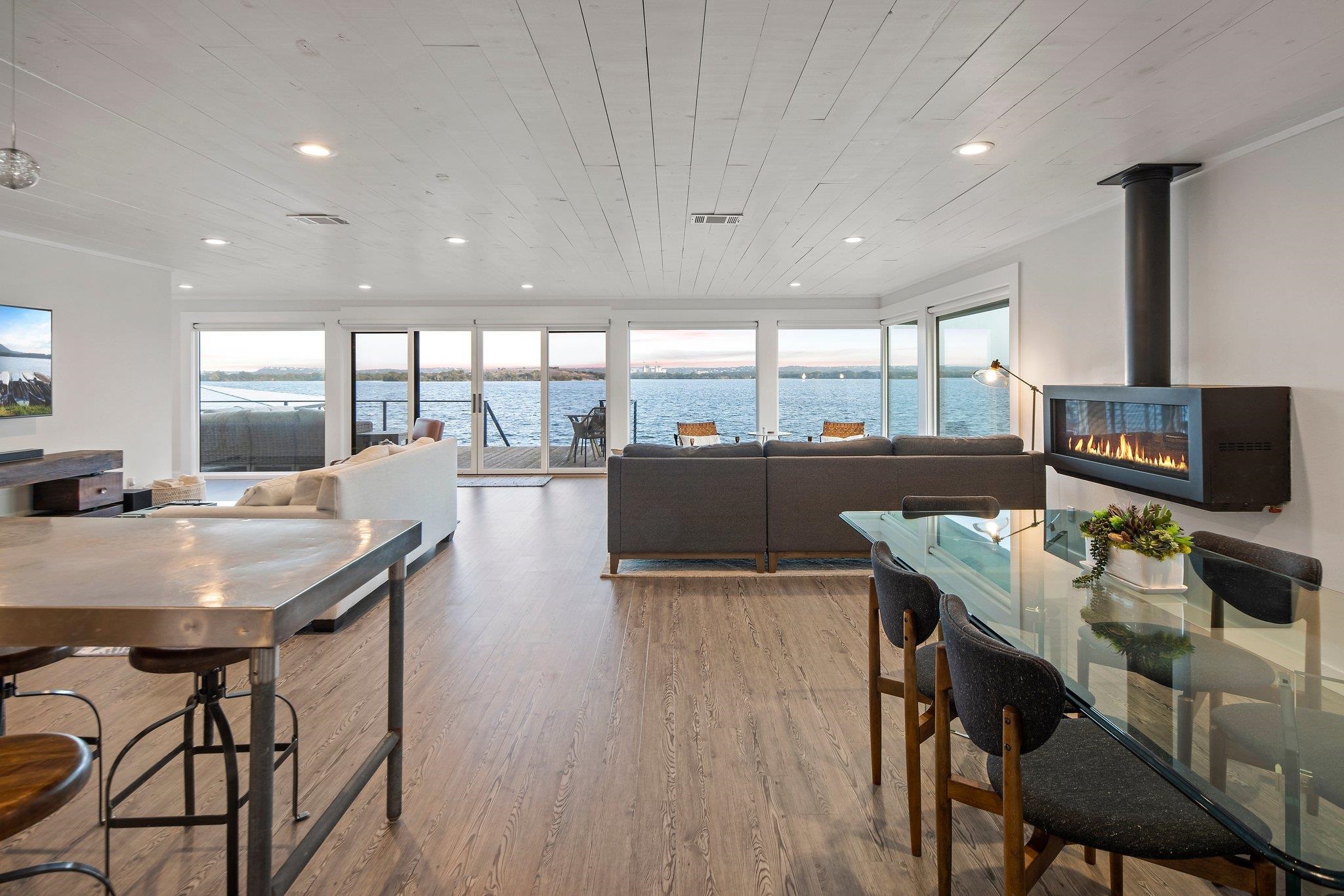 527 Contour Drive Property Photo 15