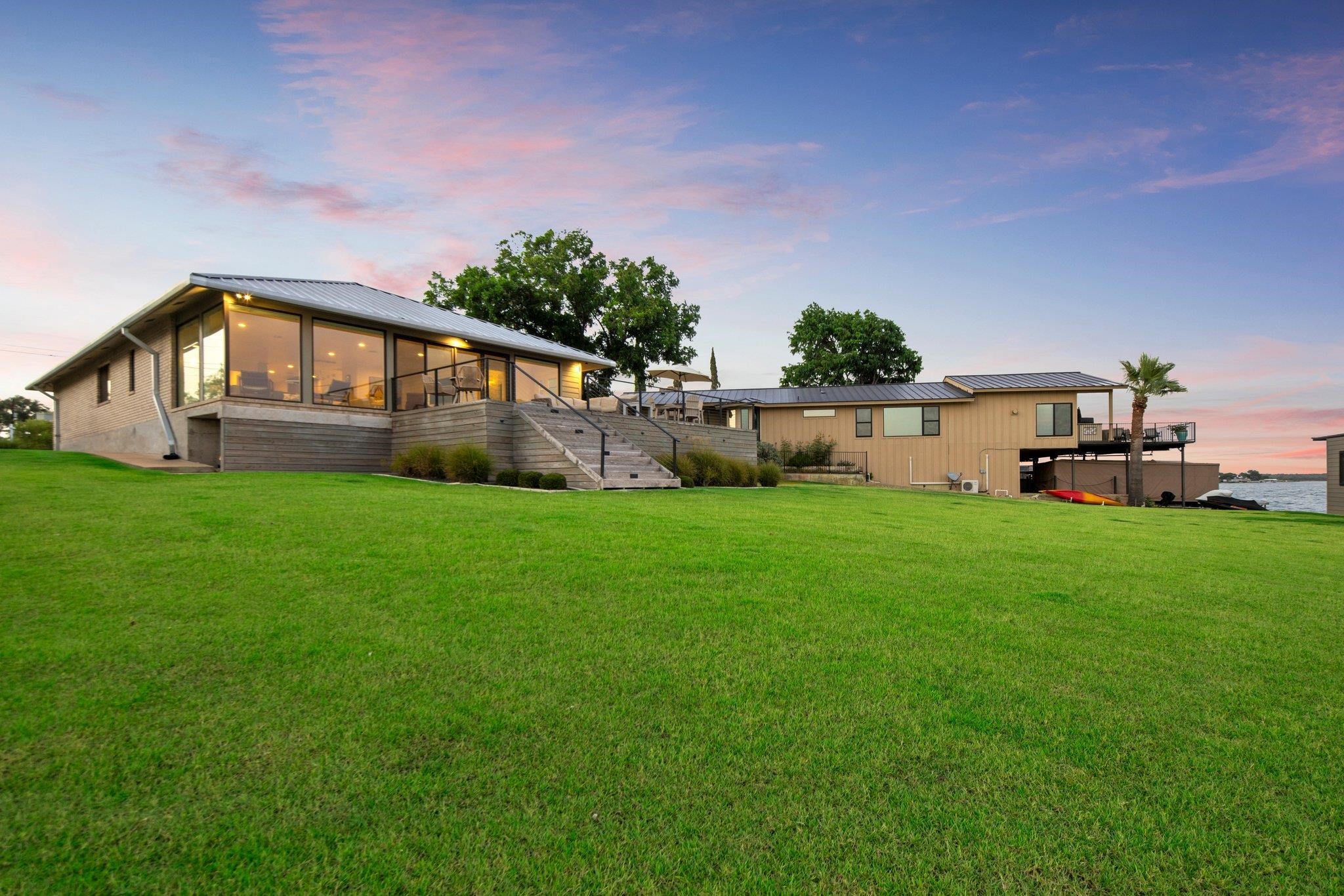 527 Contour Drive Property Photo 28