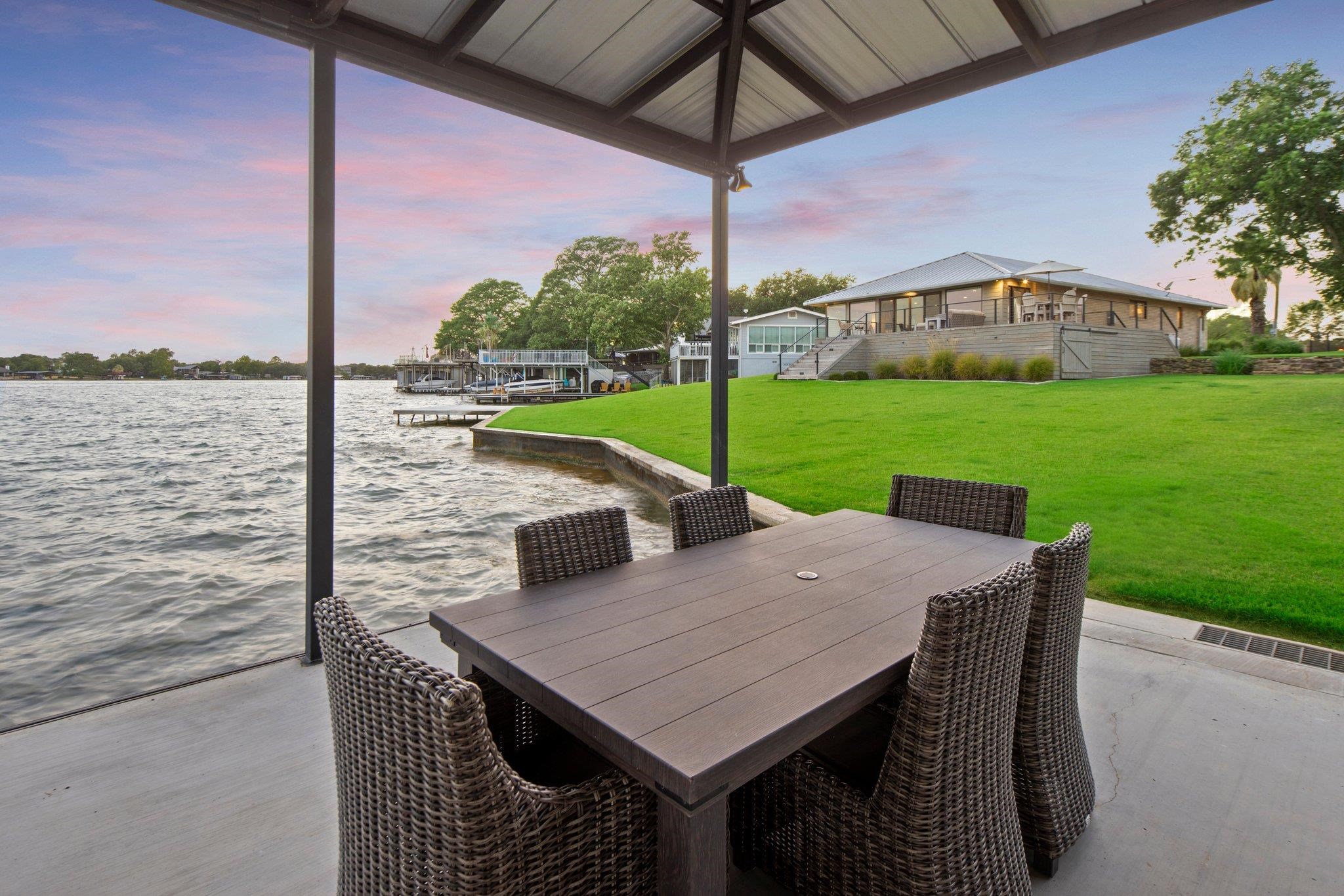 527 Contour Drive Property Photo 29