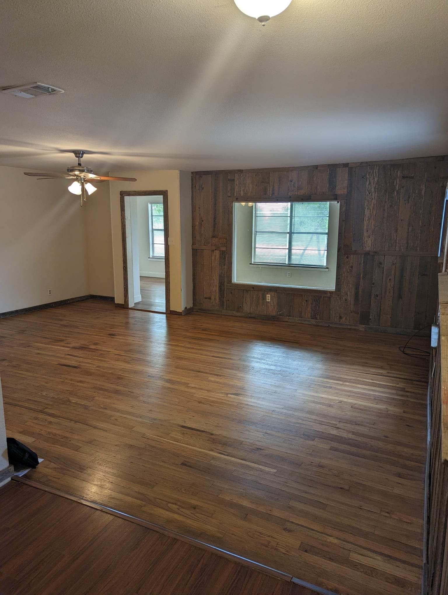 1875 Cr 200 Property Photo 4