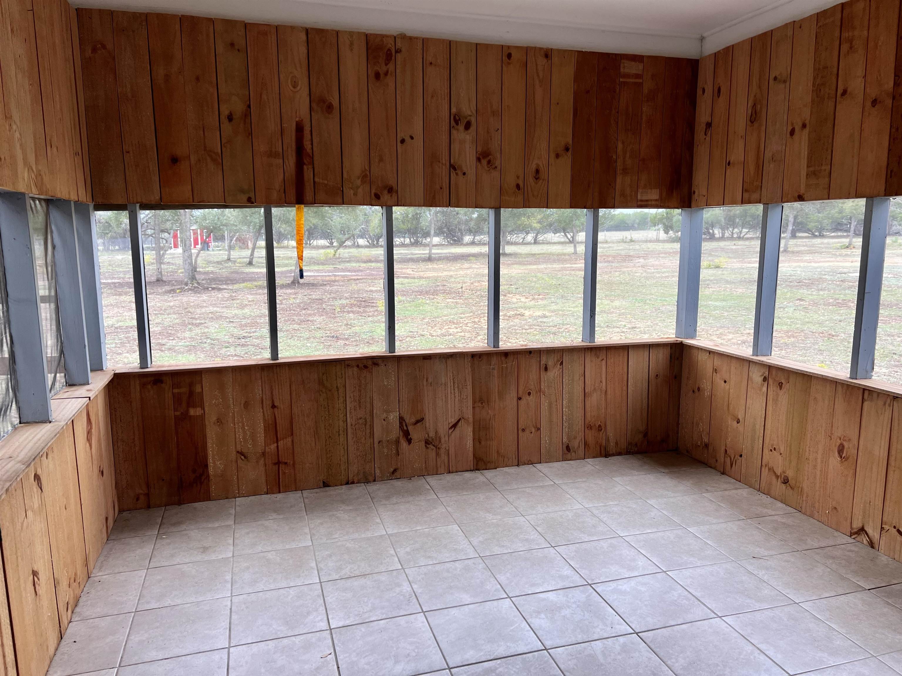 1875 Cr 200 Property Photo 15
