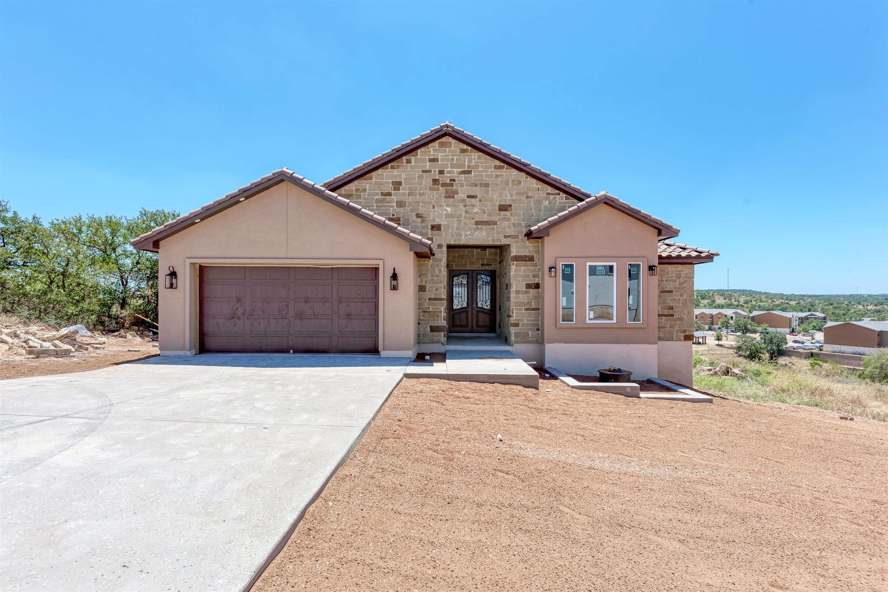 407 Bendito Way Property Photo 4