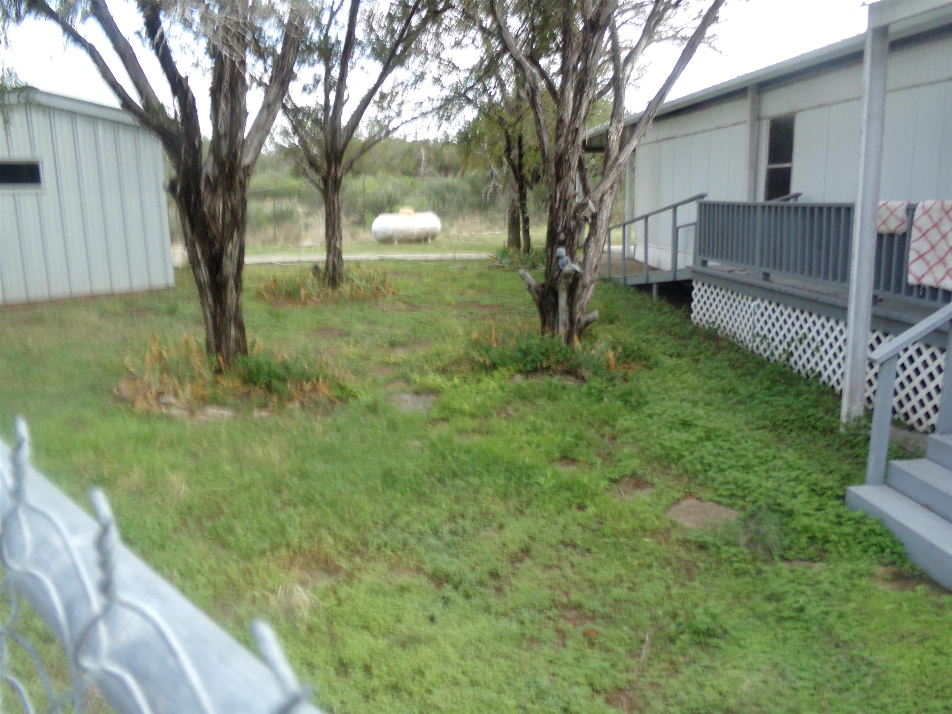 301 Cr 145 Property Photo 4