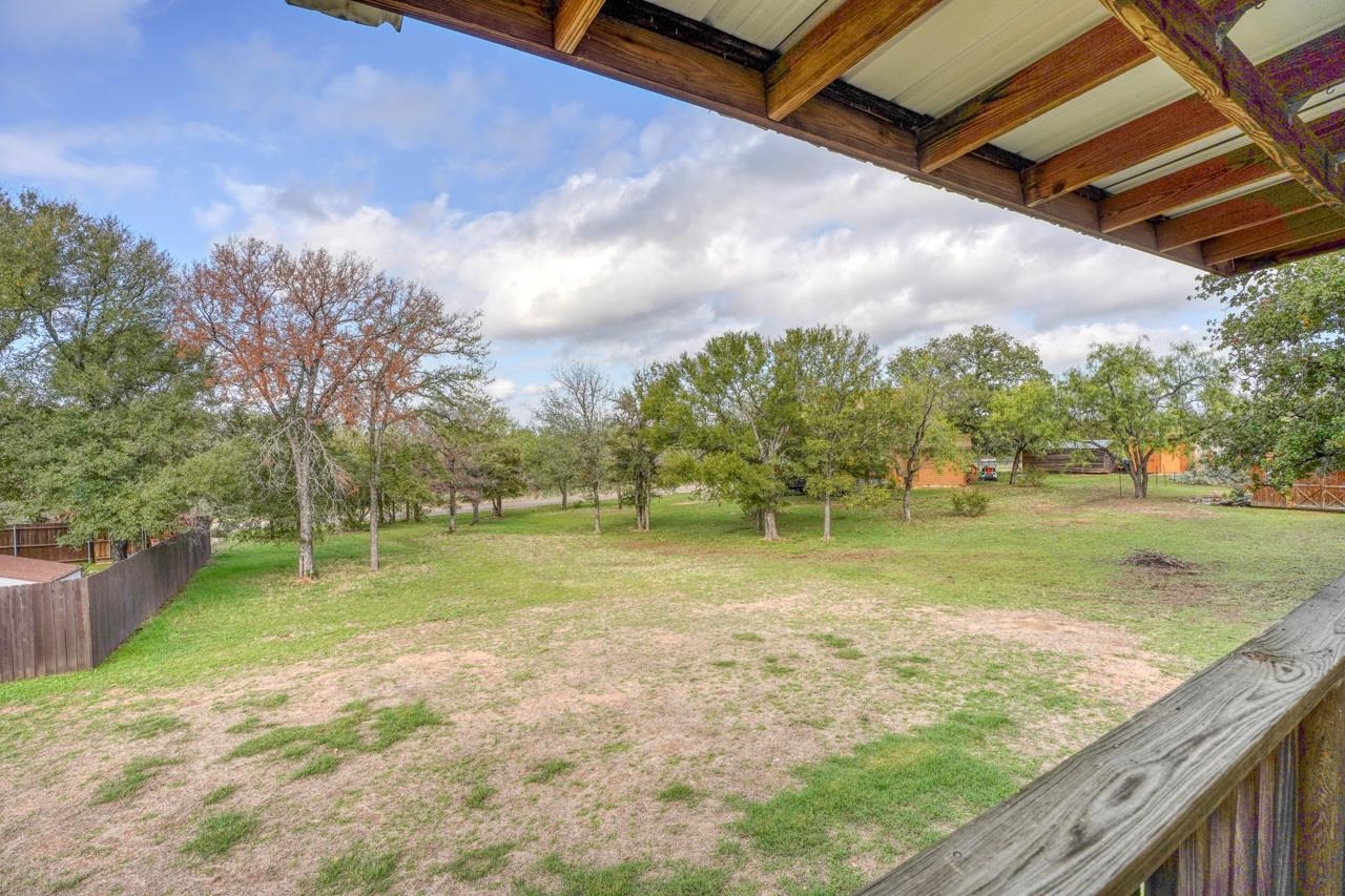 1706 Westcrest Property Photo 12