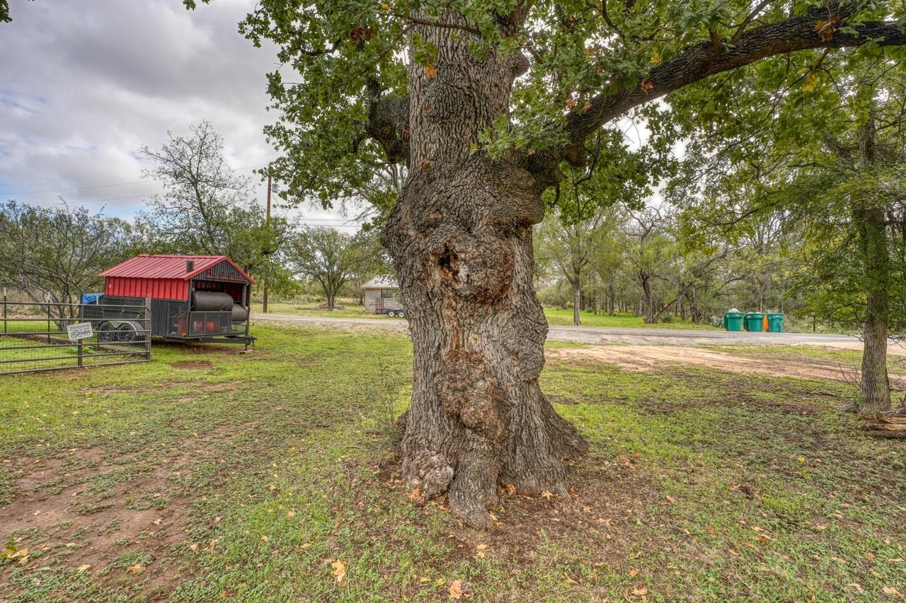 1706 Westcrest Property Photo 14