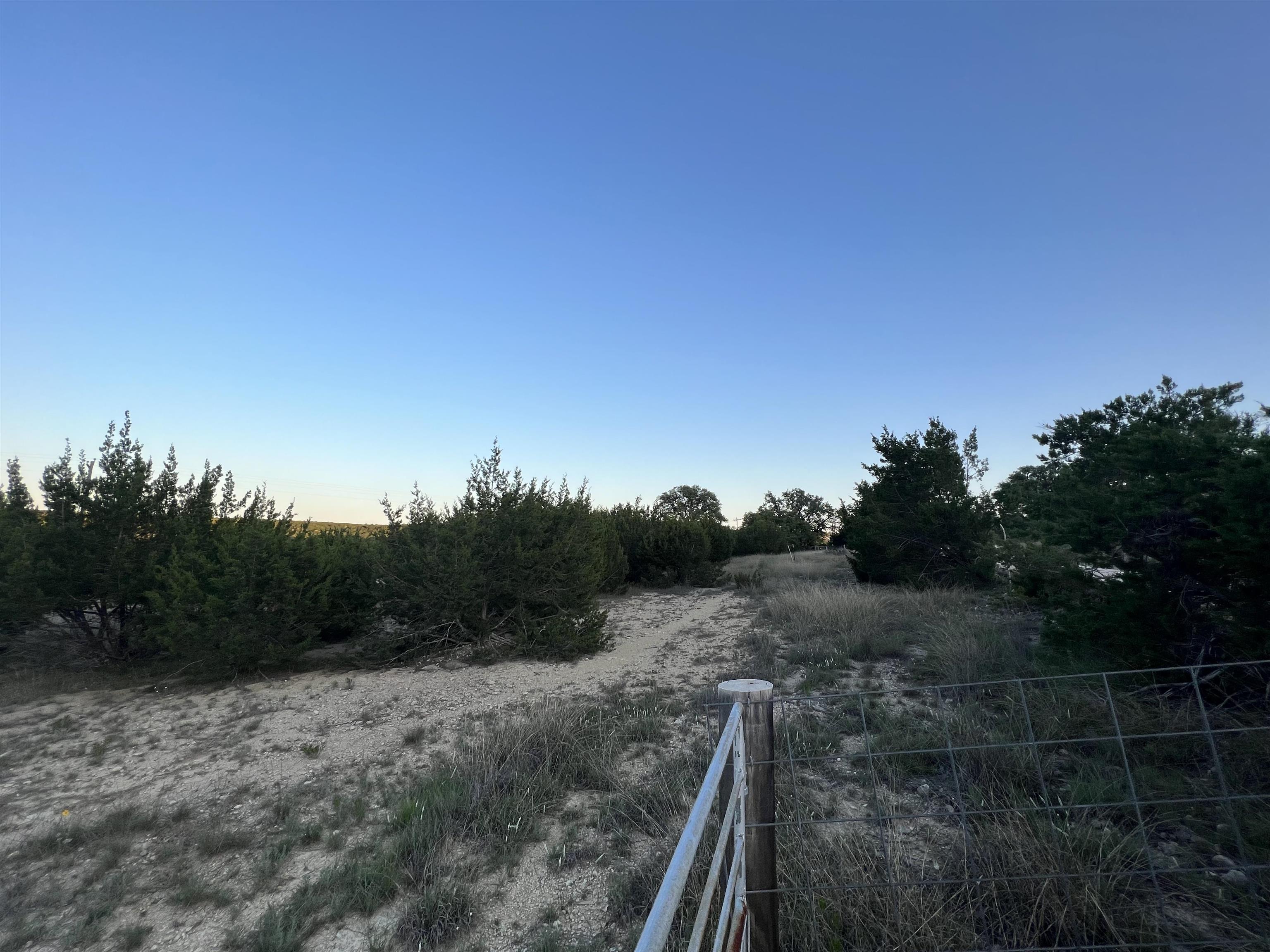 0043 W Fm 581 Property Photo 3