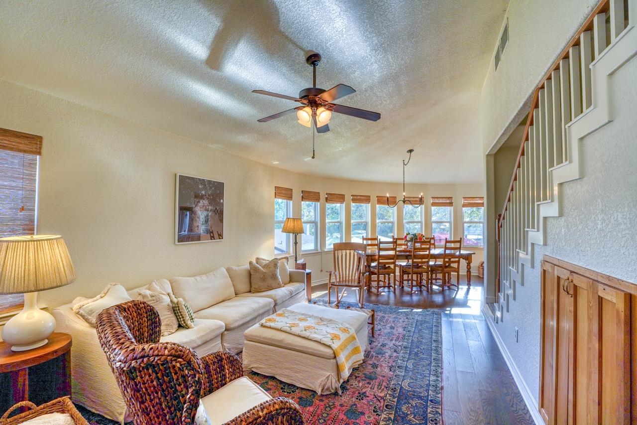 316 Mountain View Property Photo 9