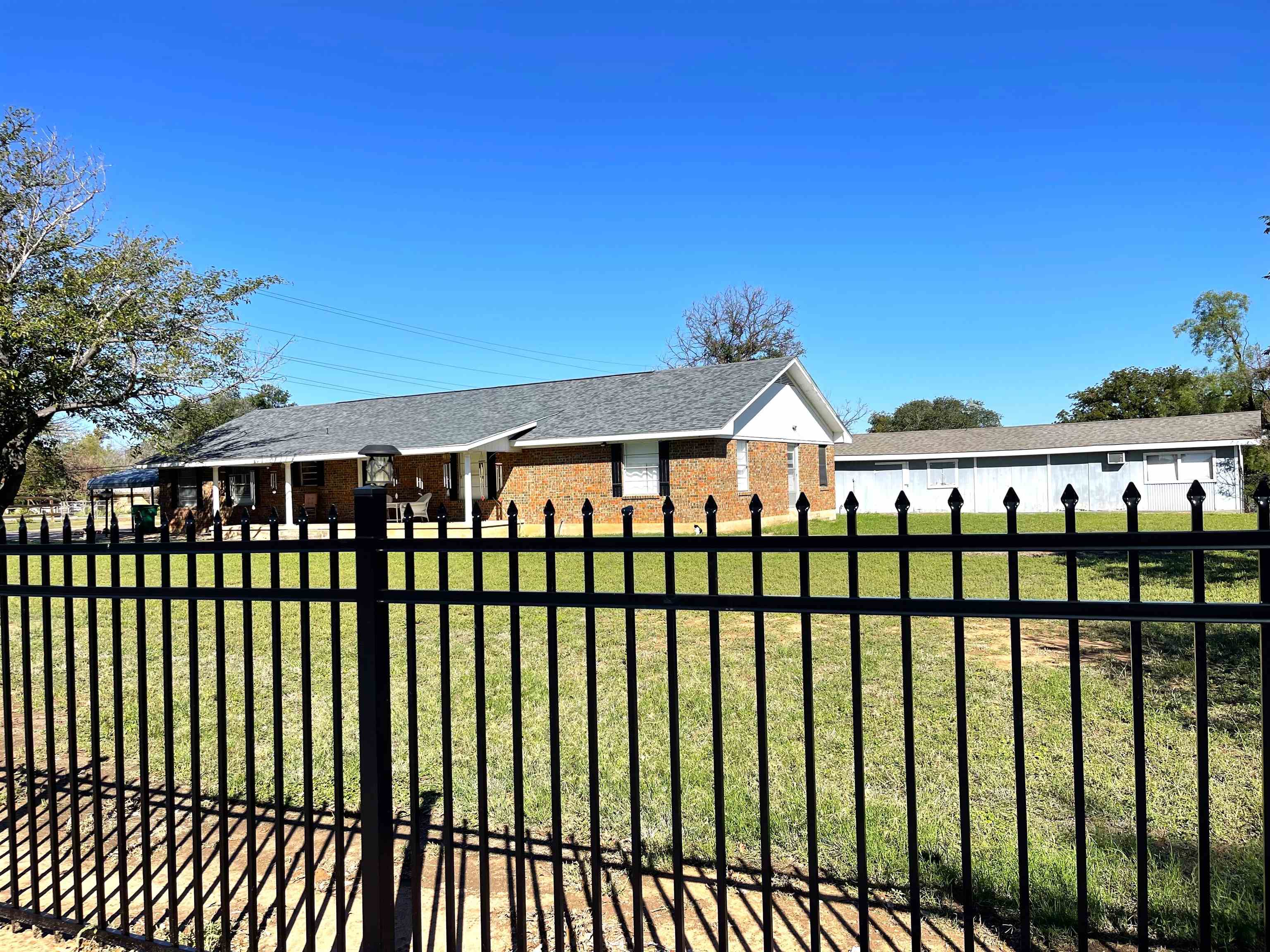 713 Flag Creek Drive Property Photo 6