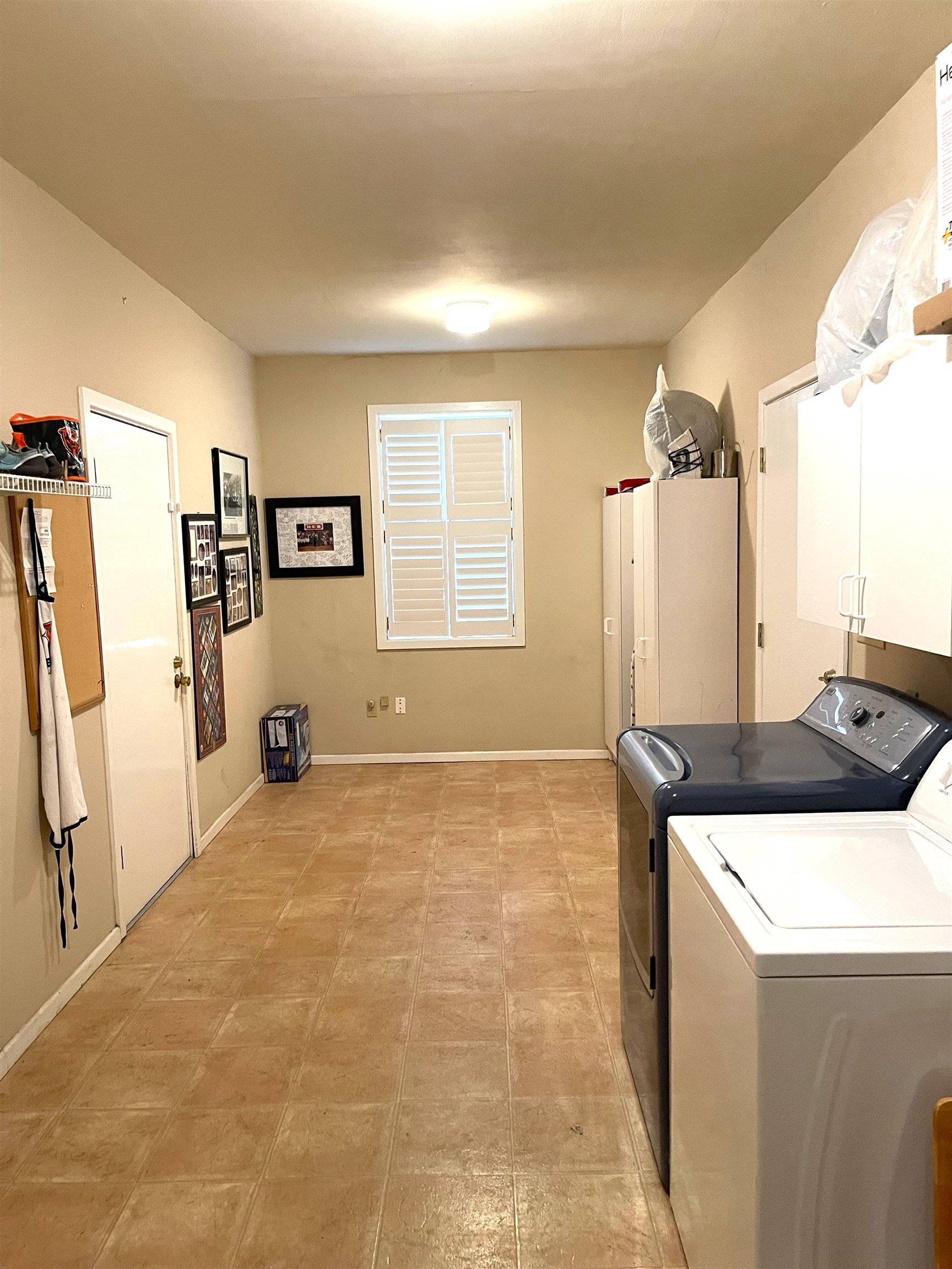 713 Flag Creek Drive Property Photo 23