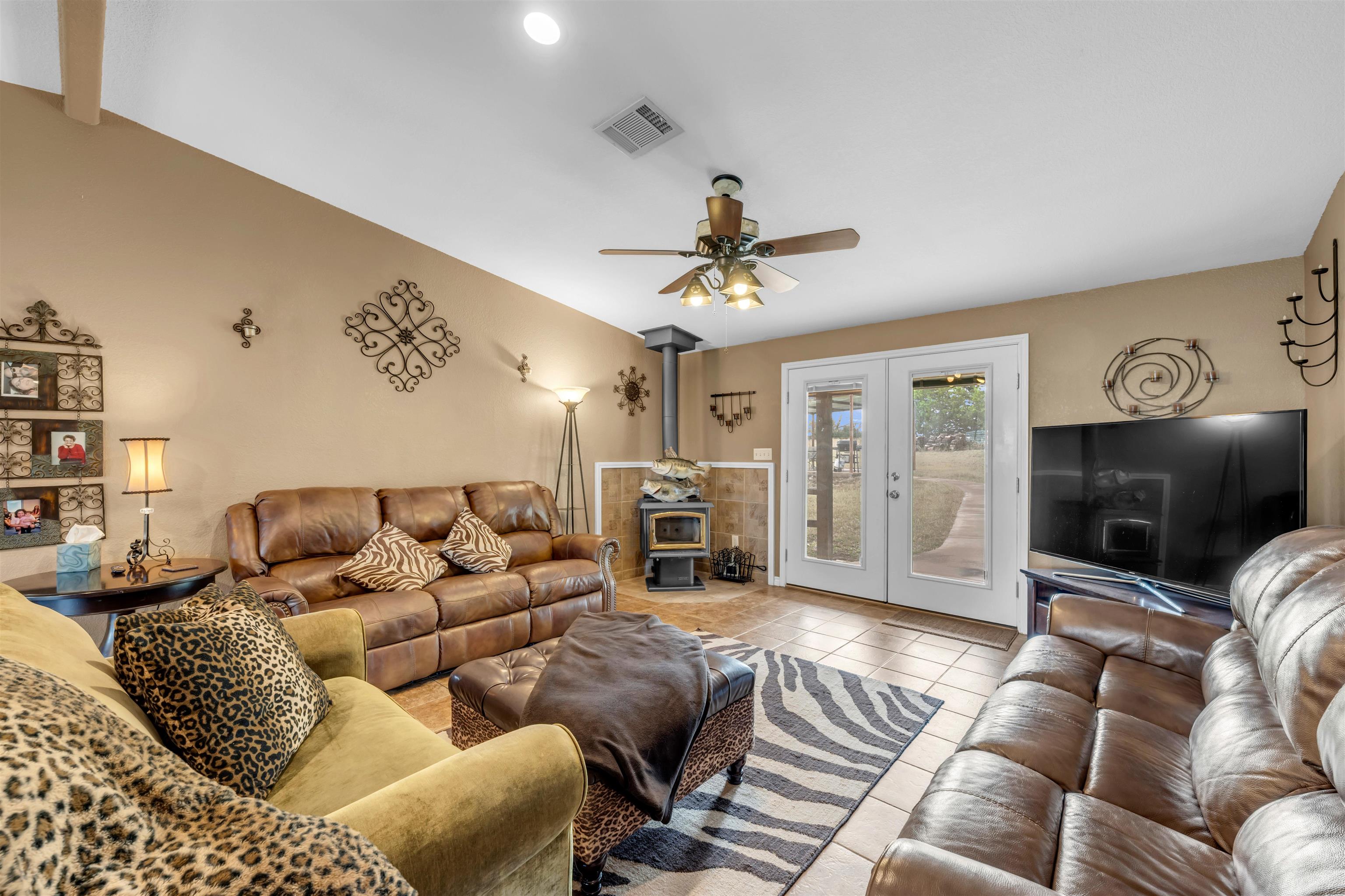 9424 Fm 963 Fm 963 Property Photo 12