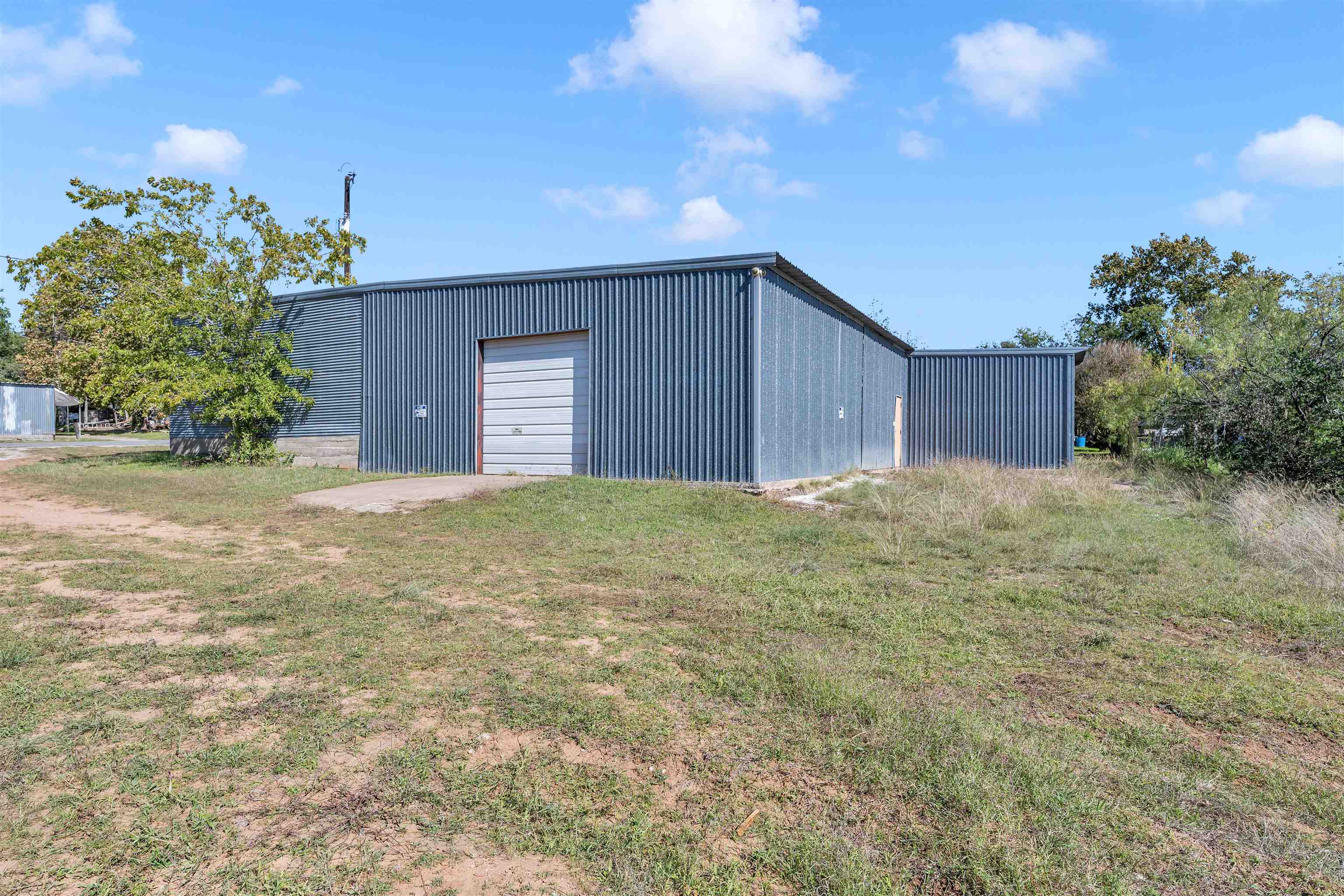 1309 County Road 118b Property Photo 9