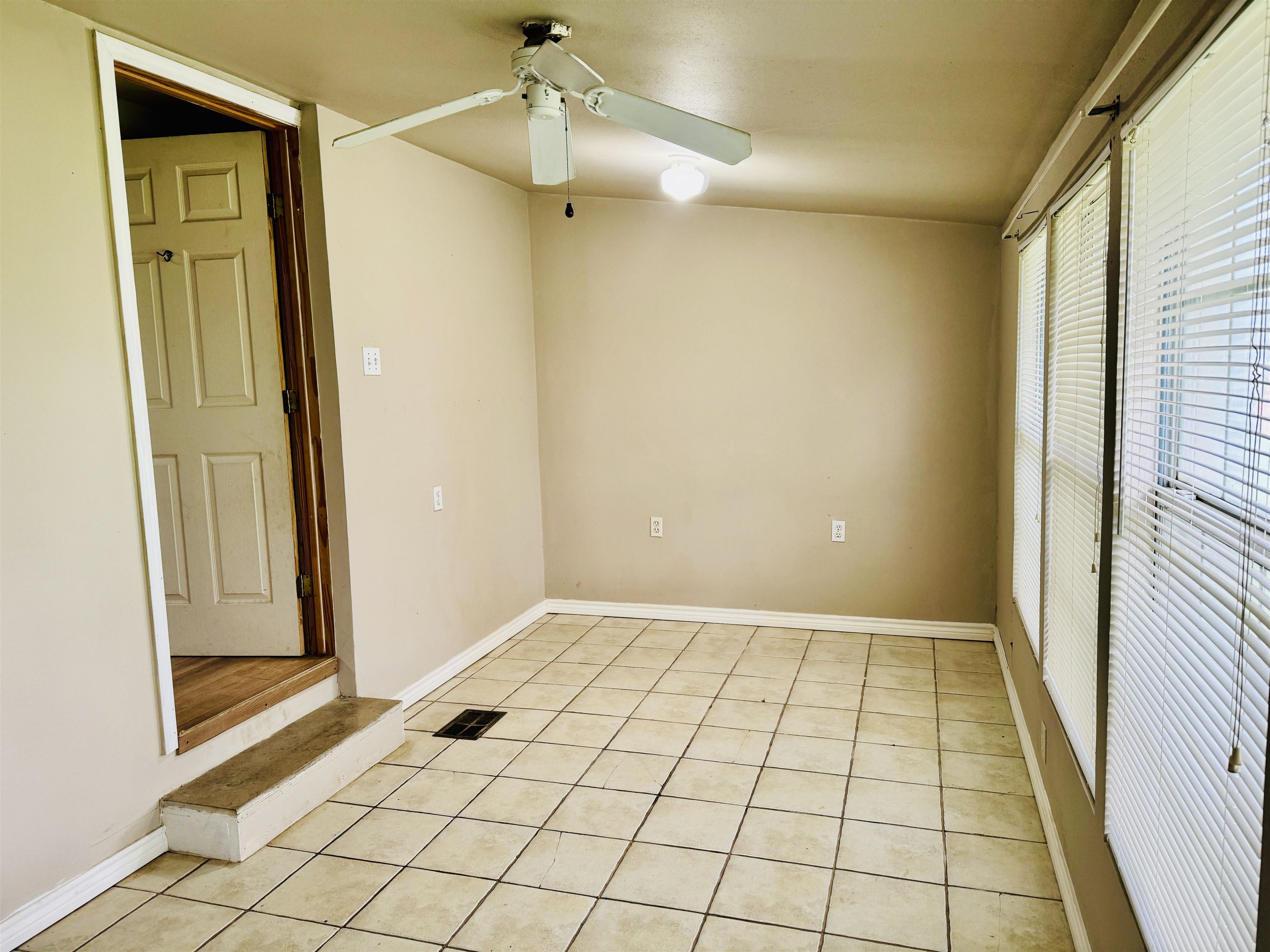 5550 Cr 200 Property Photo 21