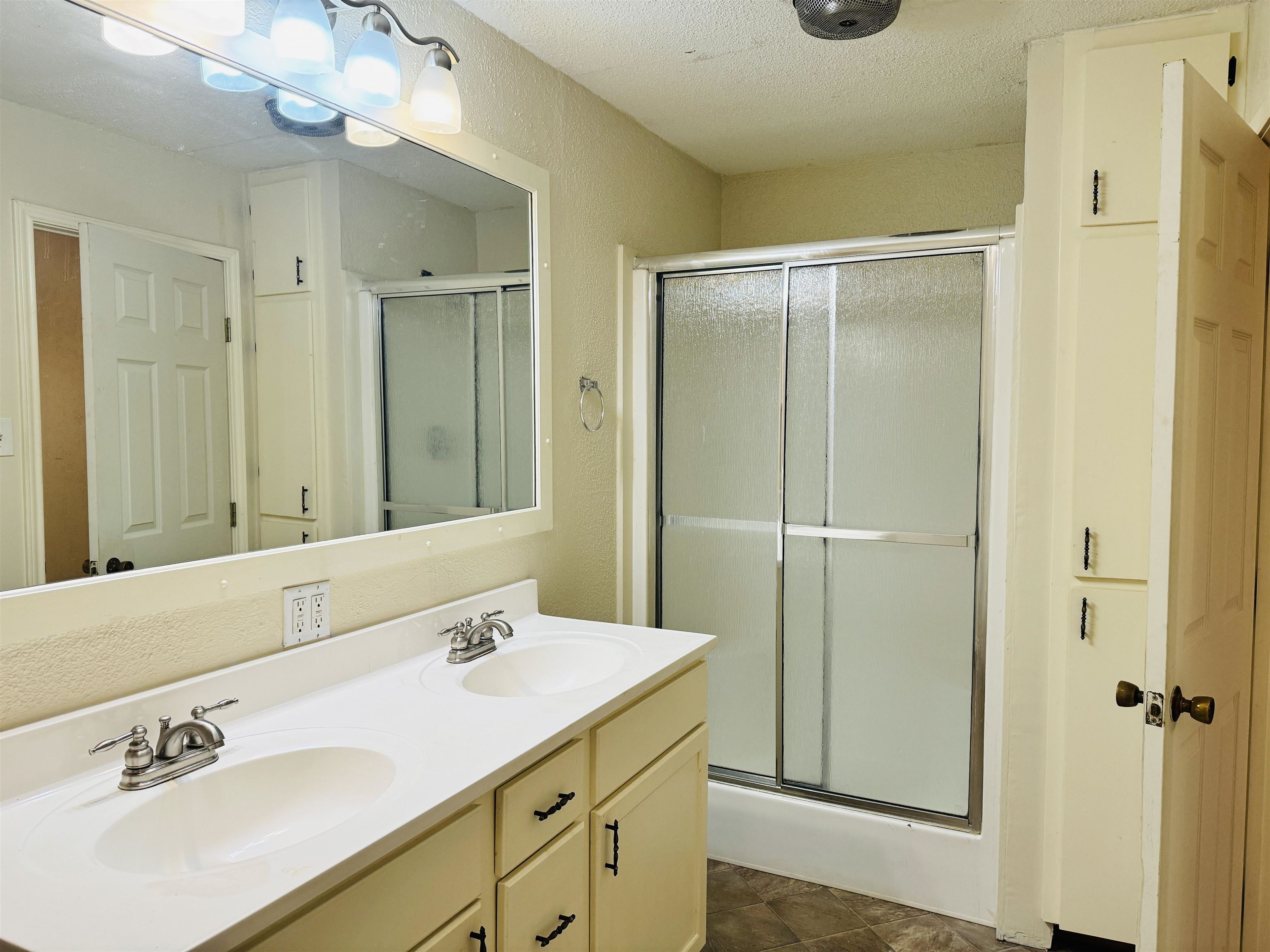 5550 Cr 200 Property Photo 25