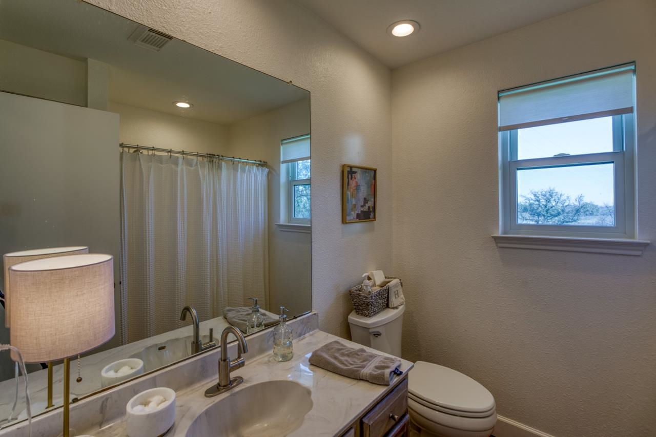8429 W Hwy 29 Property Photo 23