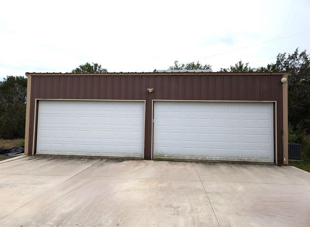 1700 County Road 402 Property Photo 11