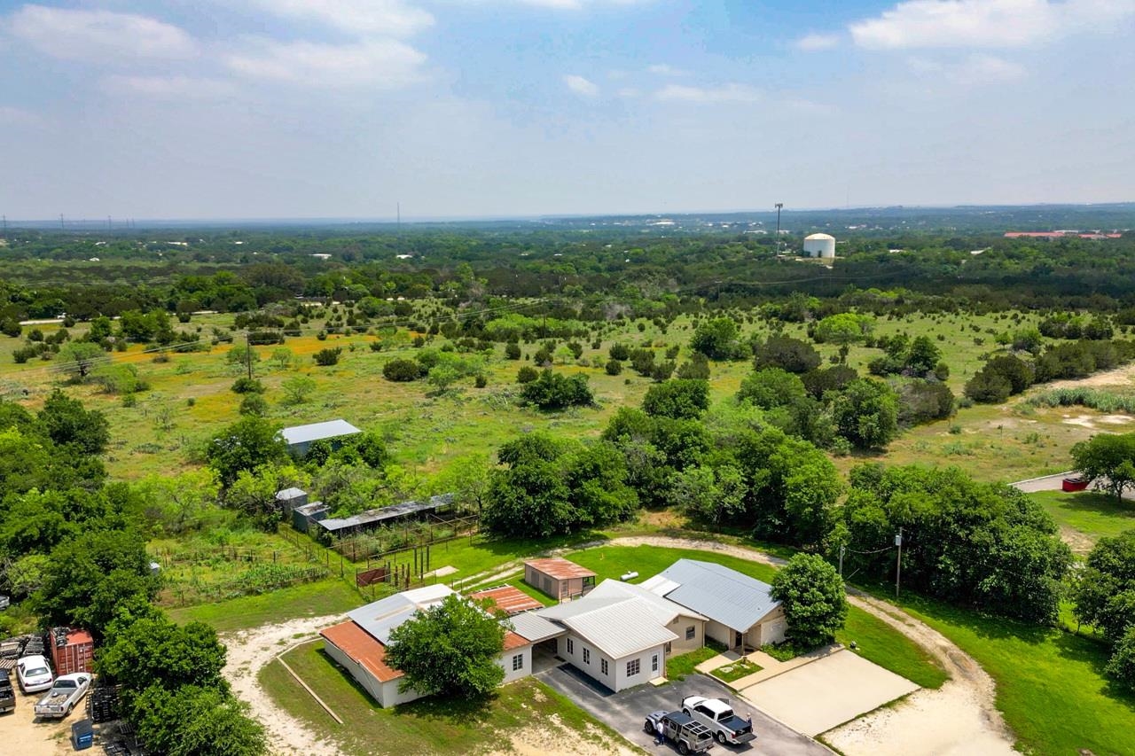 1312 N U.s. Highway 281 Highway Property Photo 3