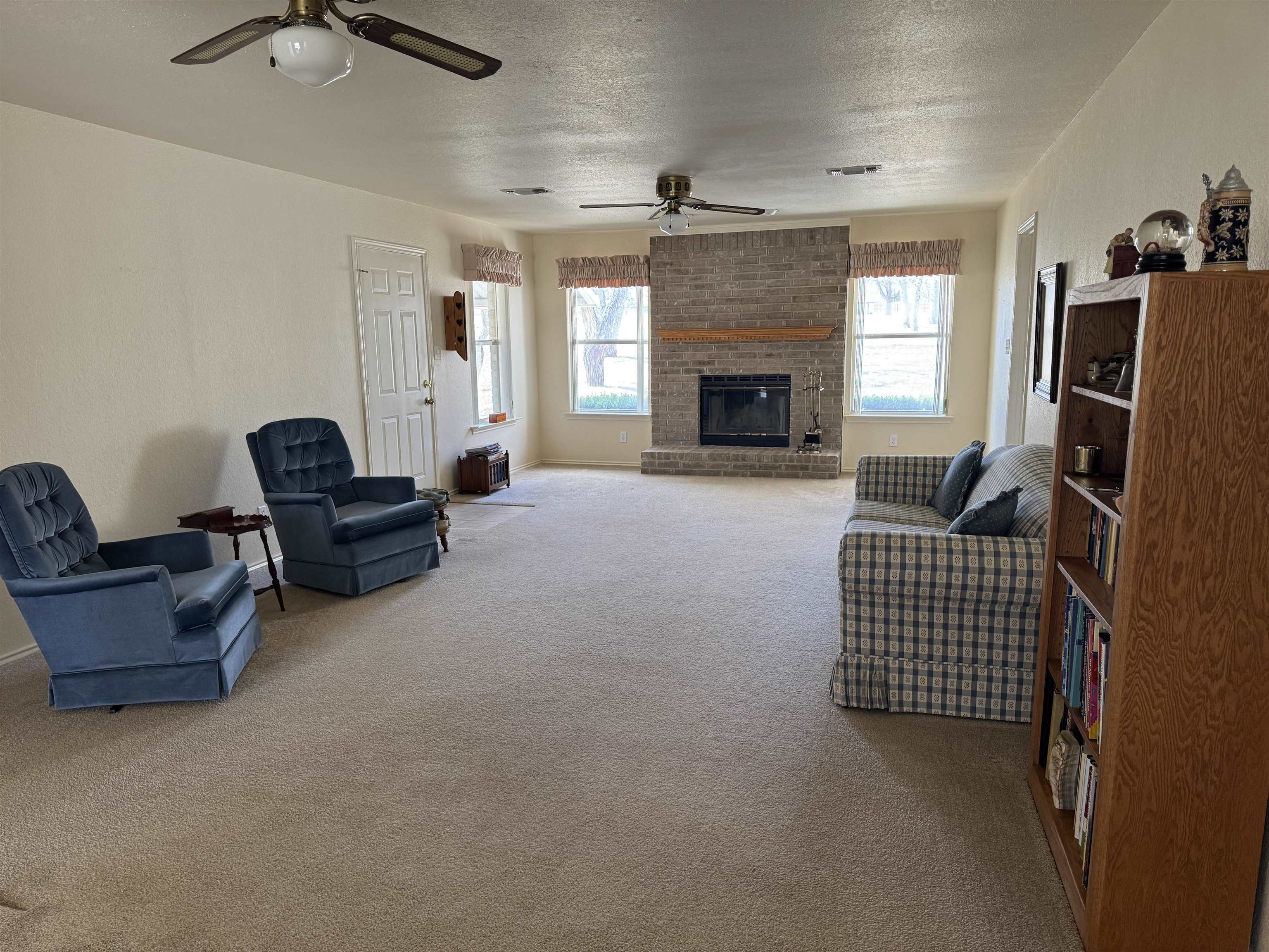 710 Highland Drive Property Photo 8