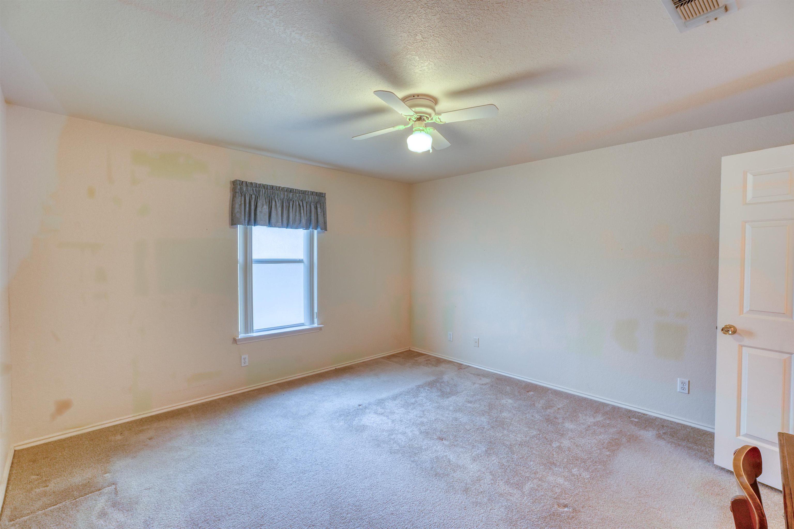 710 Highland Drive Property Photo 11