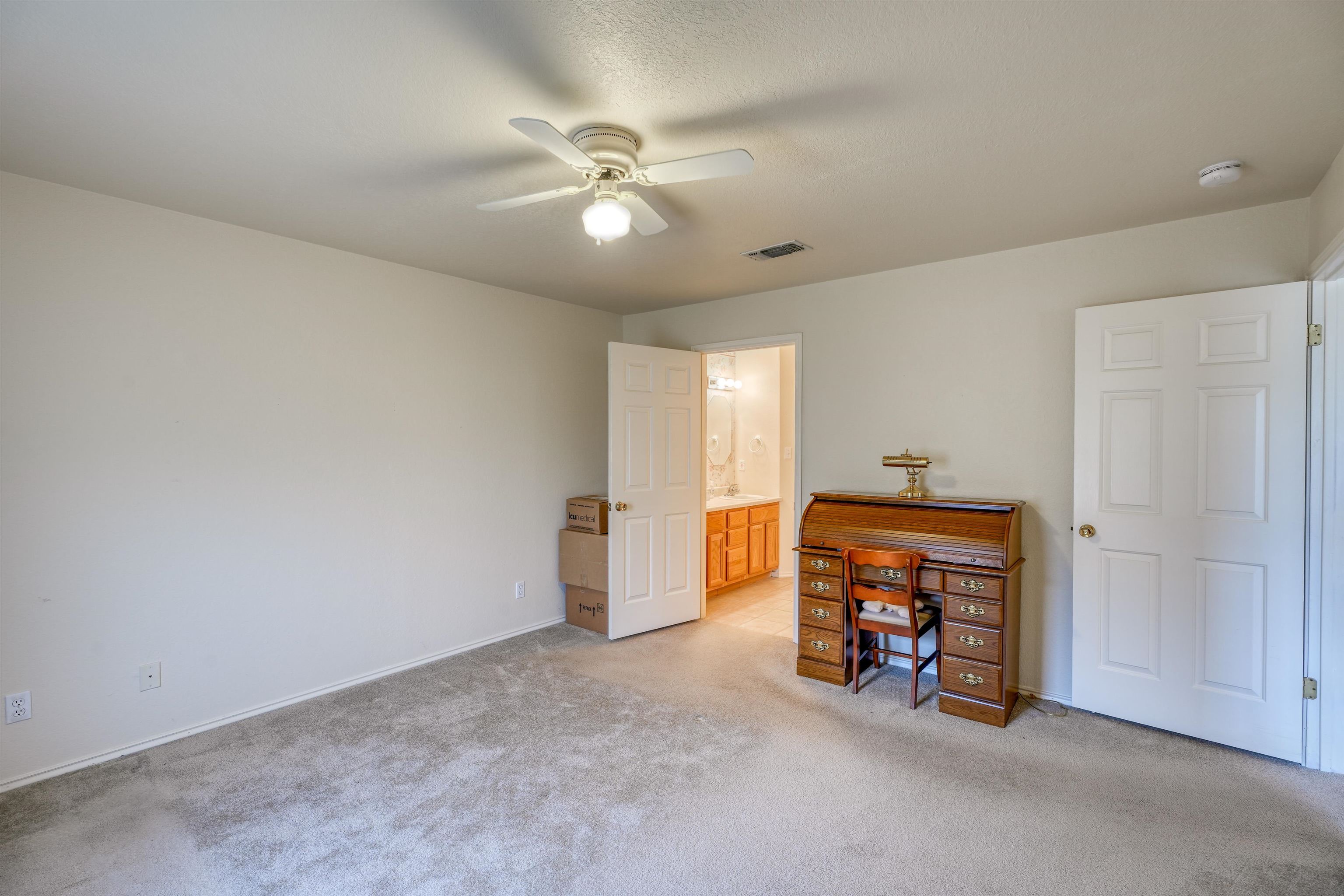 710 Highland Drive Property Photo 13