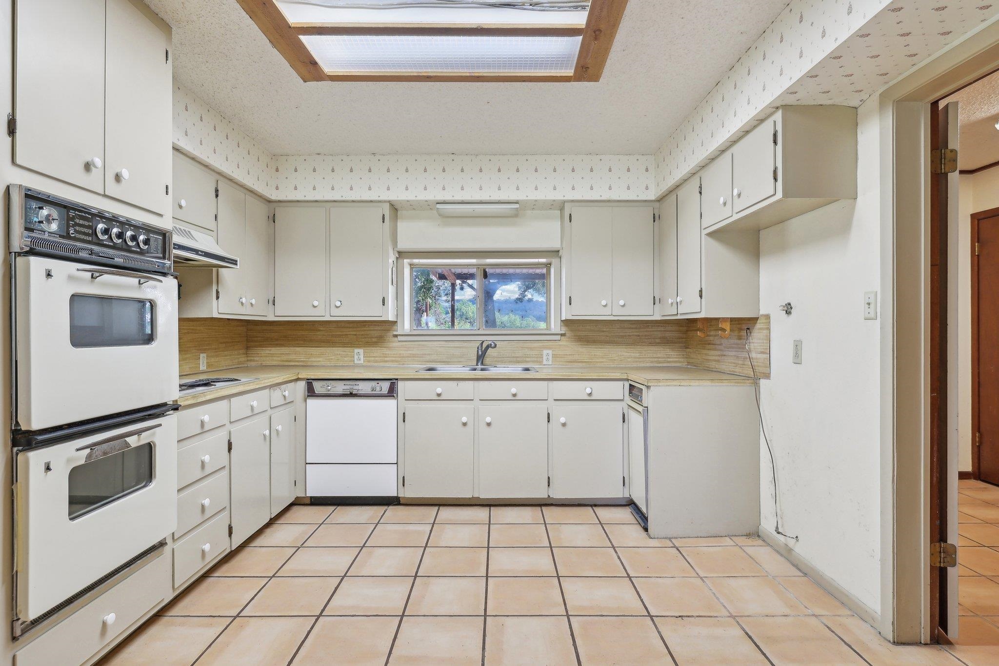2715 Crider Road Property Photo 11