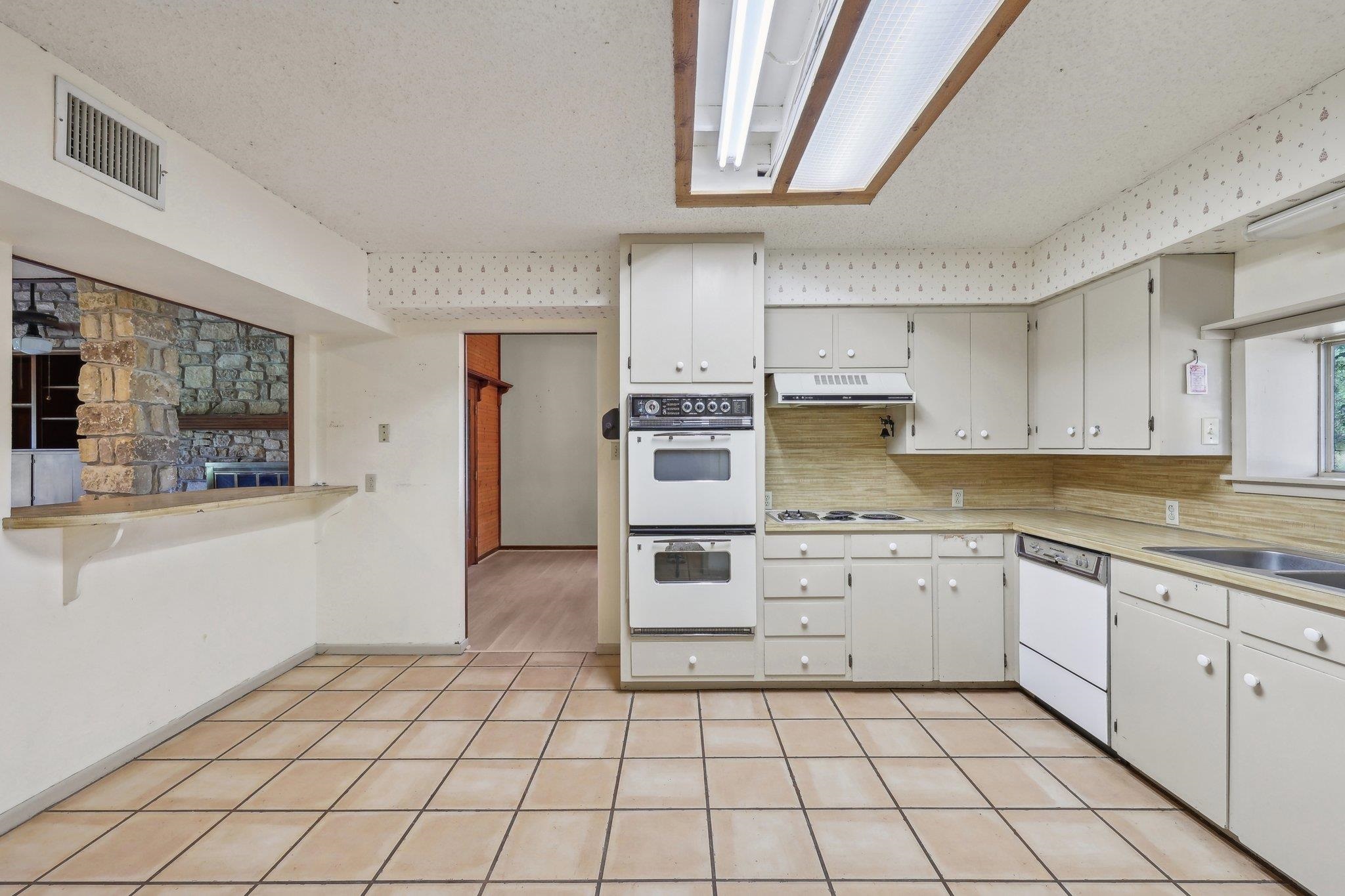 2715 Crider Road Property Photo 12
