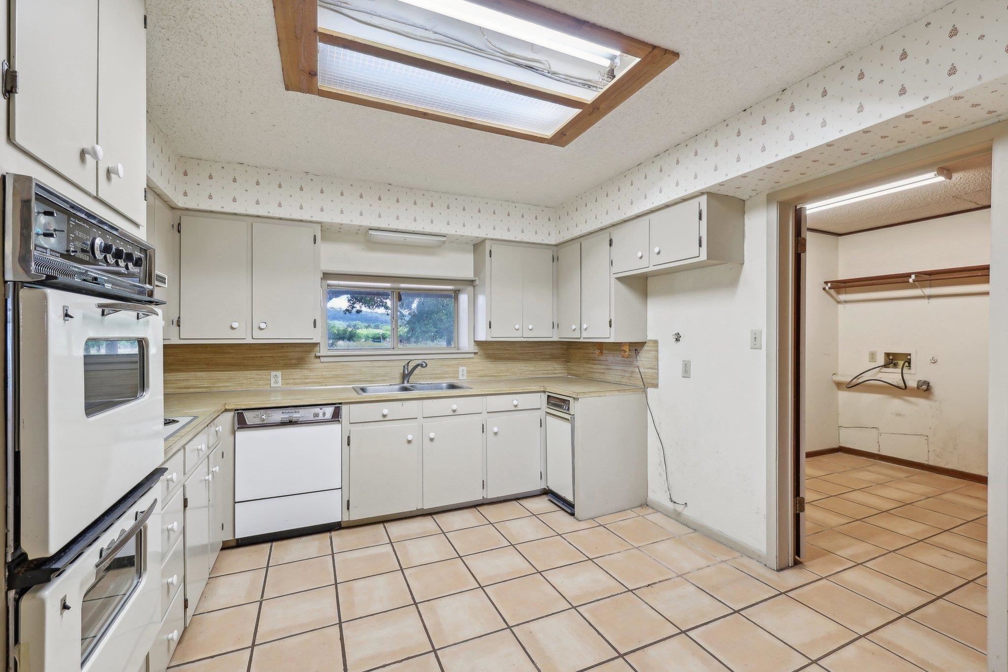 2715 Crider Road Property Photo 13