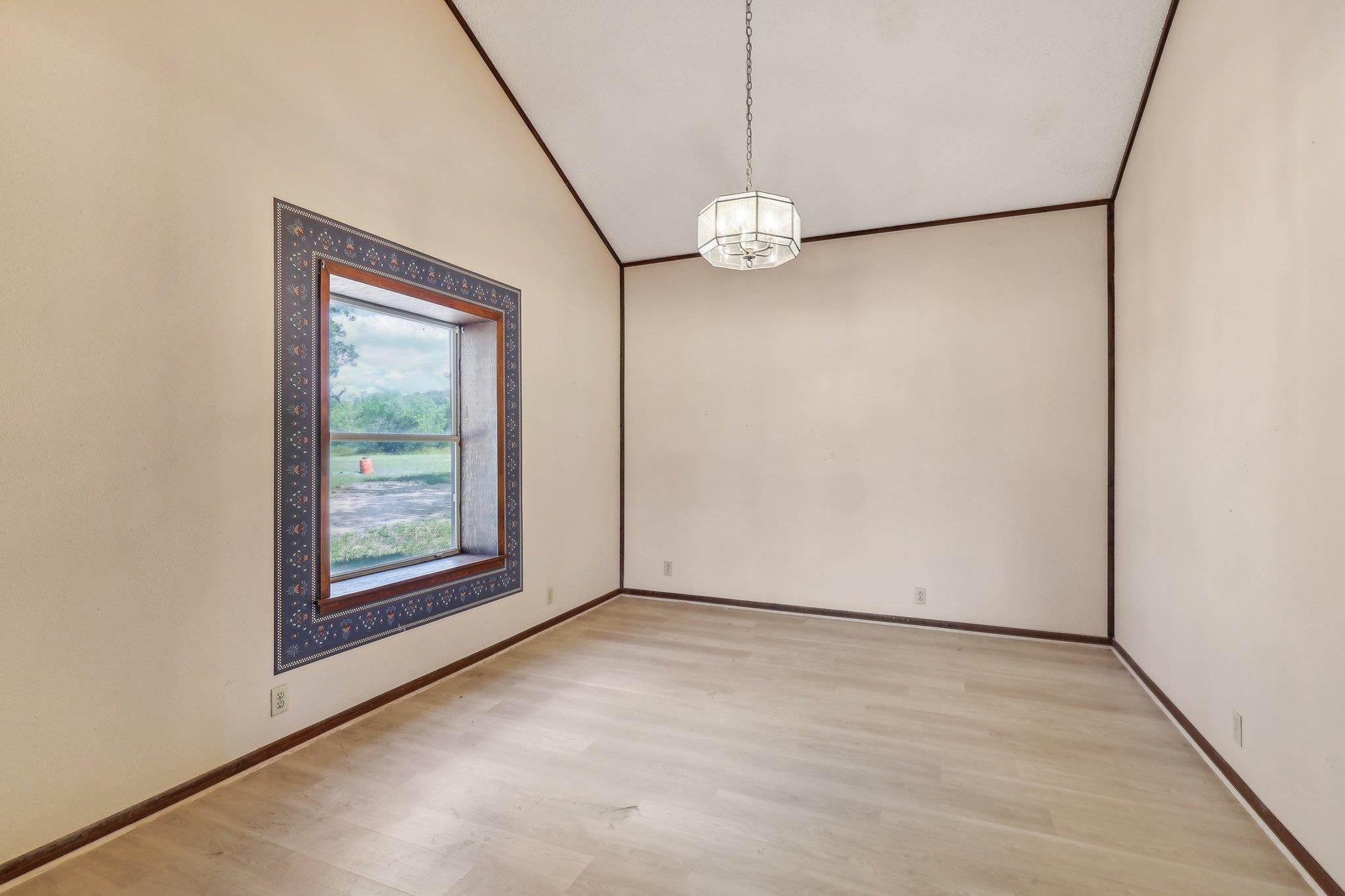 2715 Crider Road Property Photo 15
