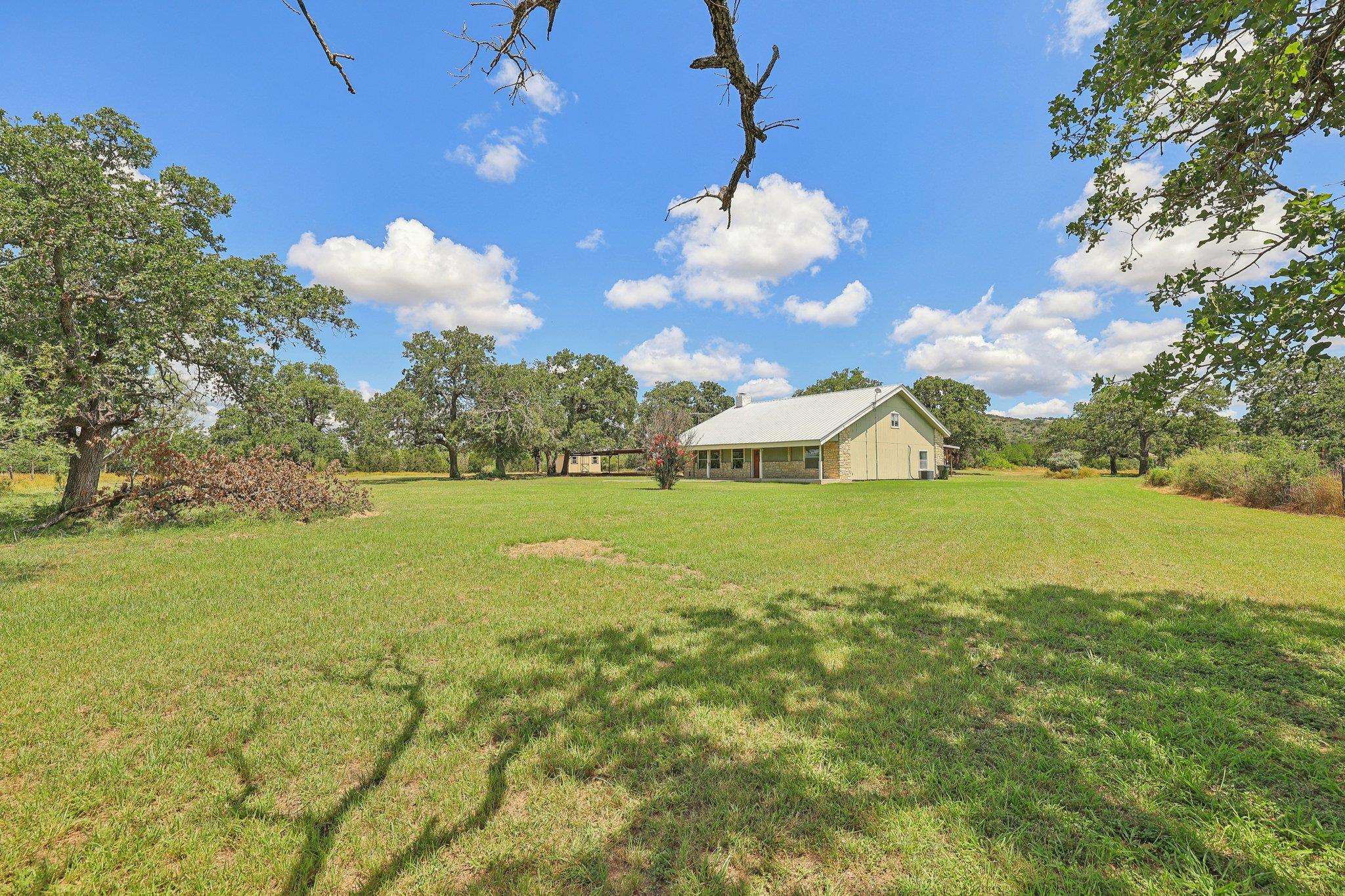 2715 Crider Road Property Photo 4