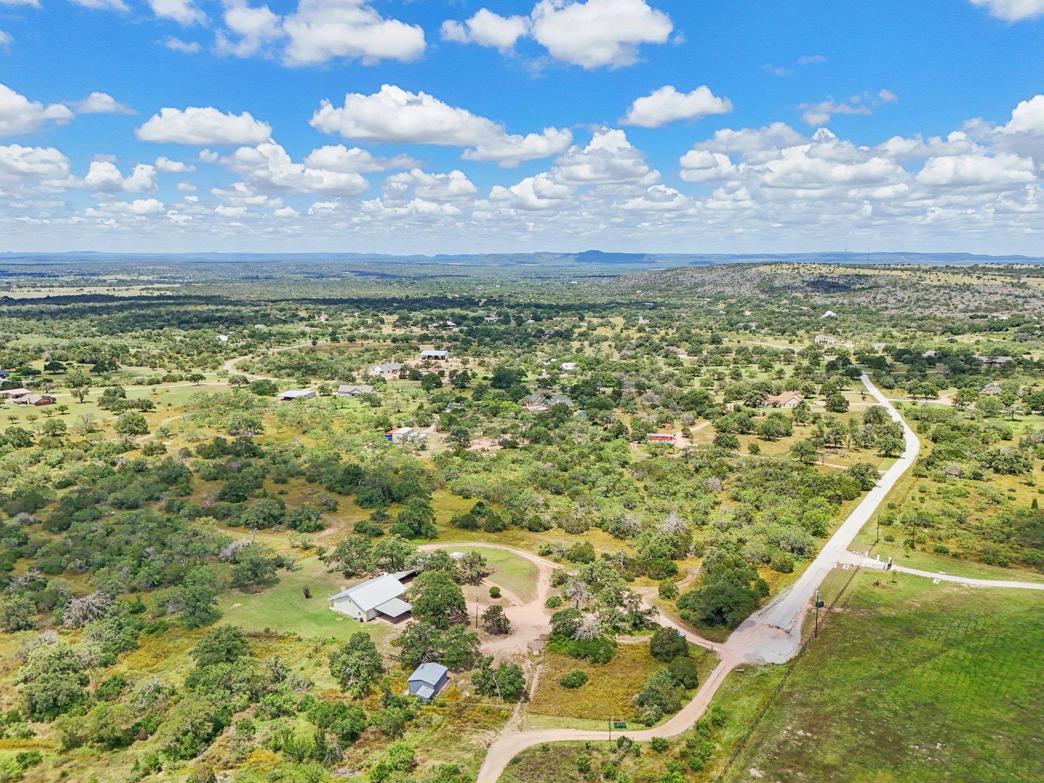 2715 Crider Road Property Photo 8