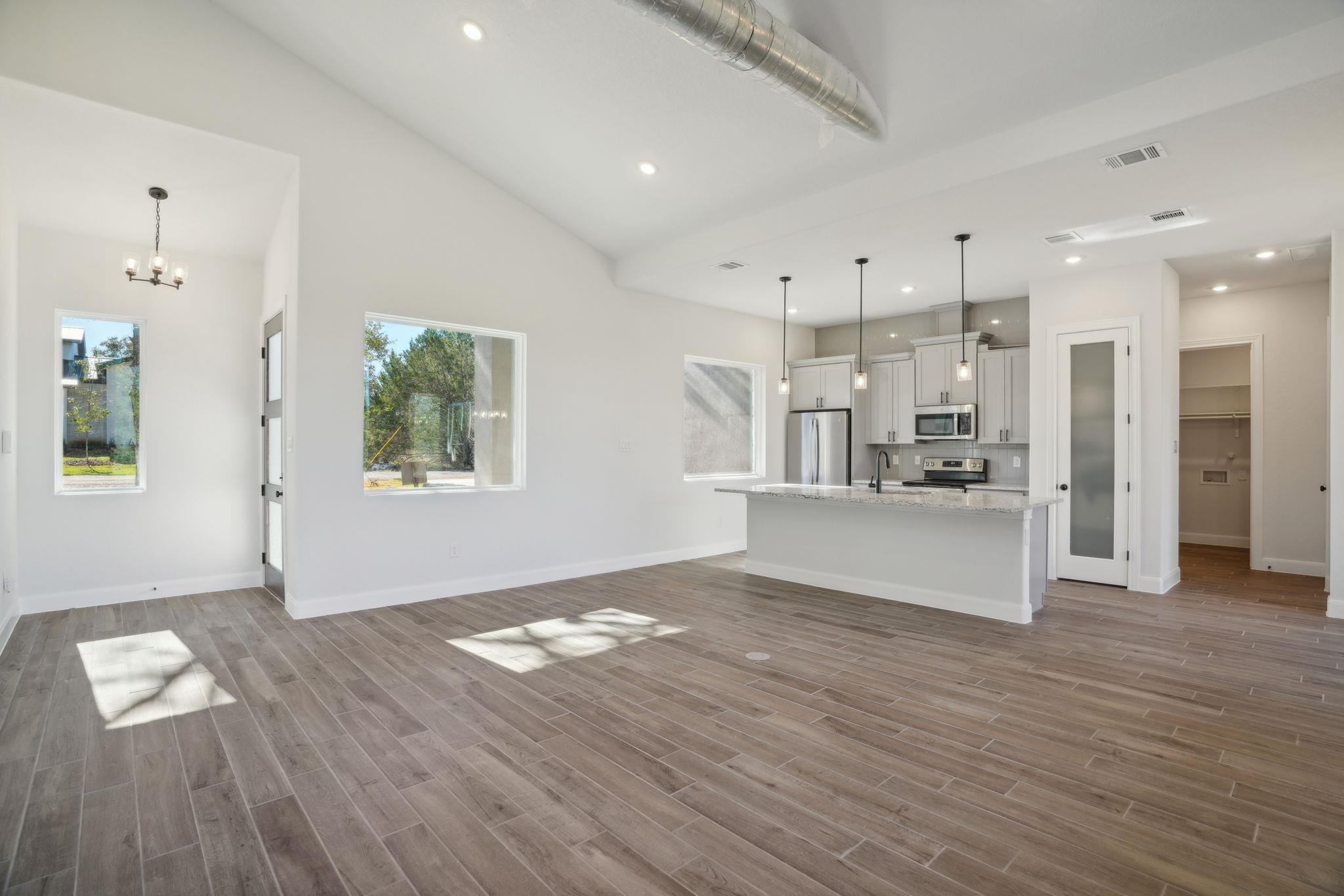 3006 Dew Drop Property Photo 8