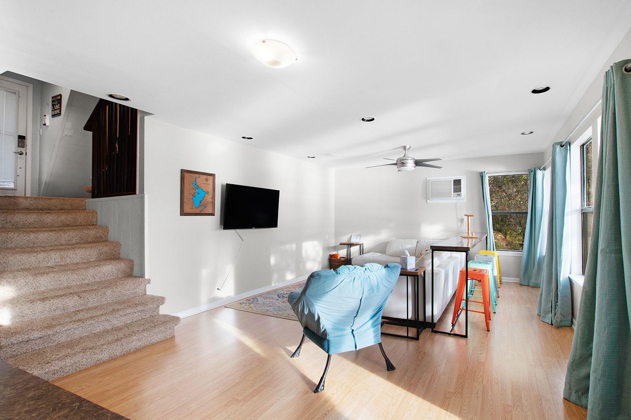 1411 Waterway Lane Property Photo 17