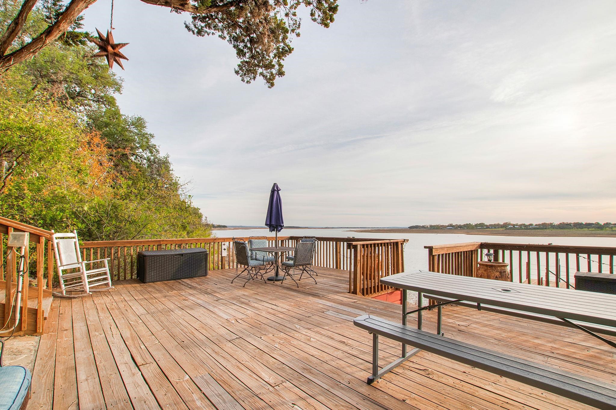 1411 Waterway Lane Property Photo 27