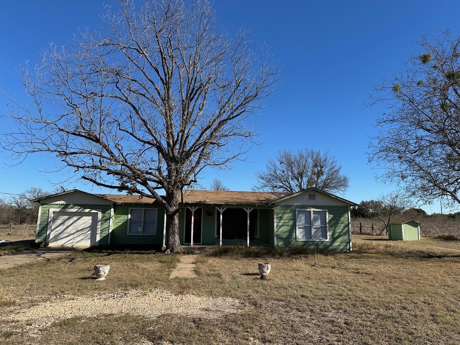 00 Fm 2657 Property Photo 11