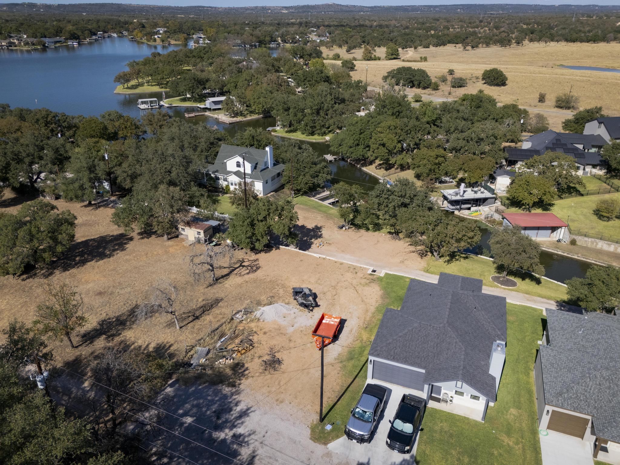 308 Castlehigh Dr Property Photo 9