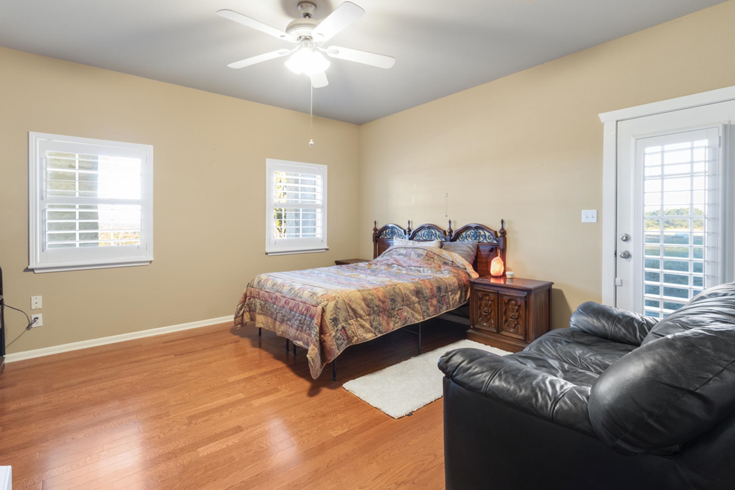 17999 Fm 963 Property Photo 9