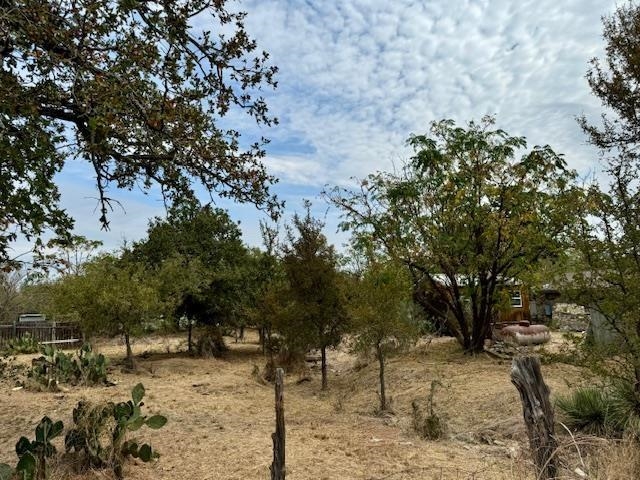 327 E Briar Property Photo 2